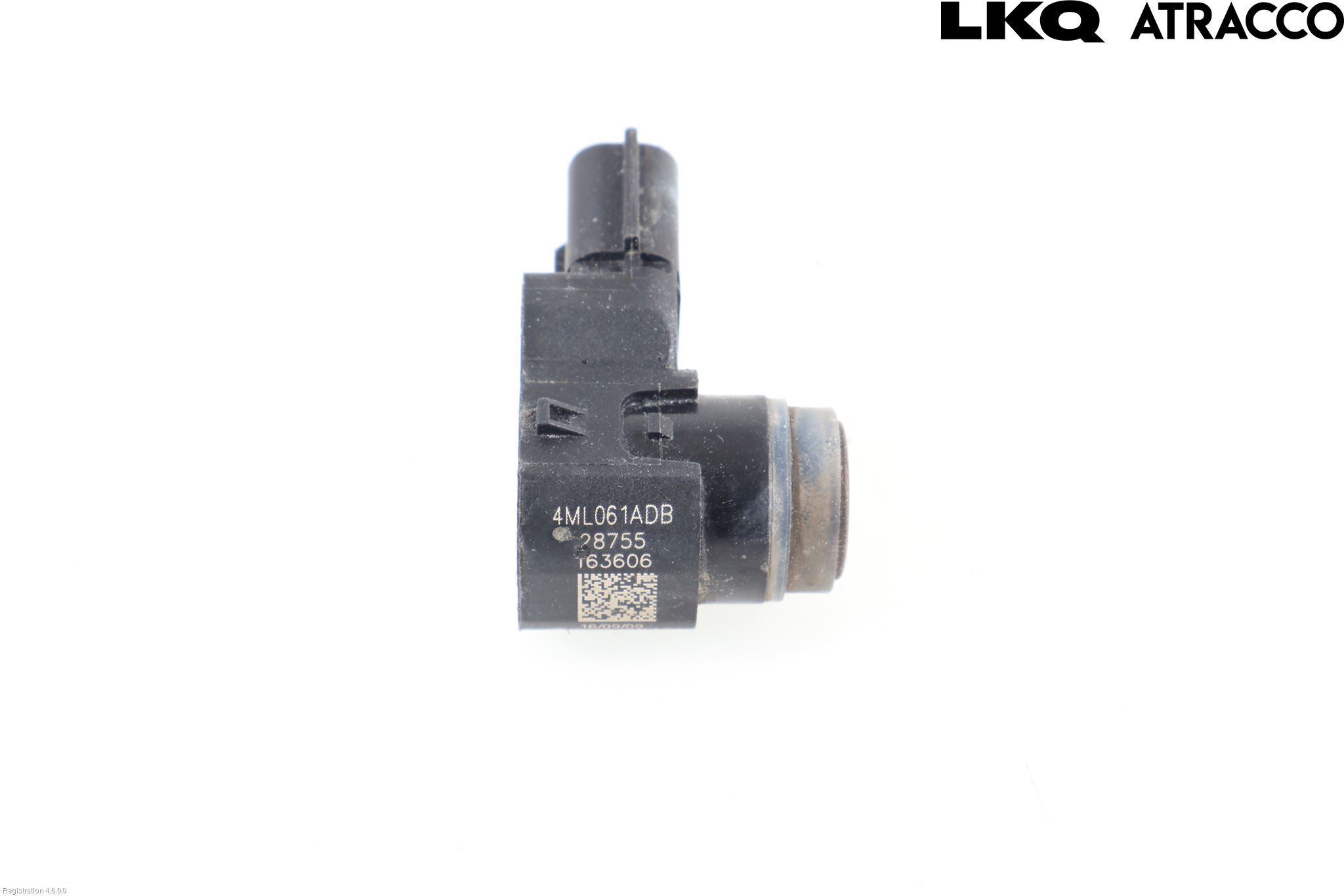 Toyota AVENSIS 16-18 Parkeringshjälp Frontsensor