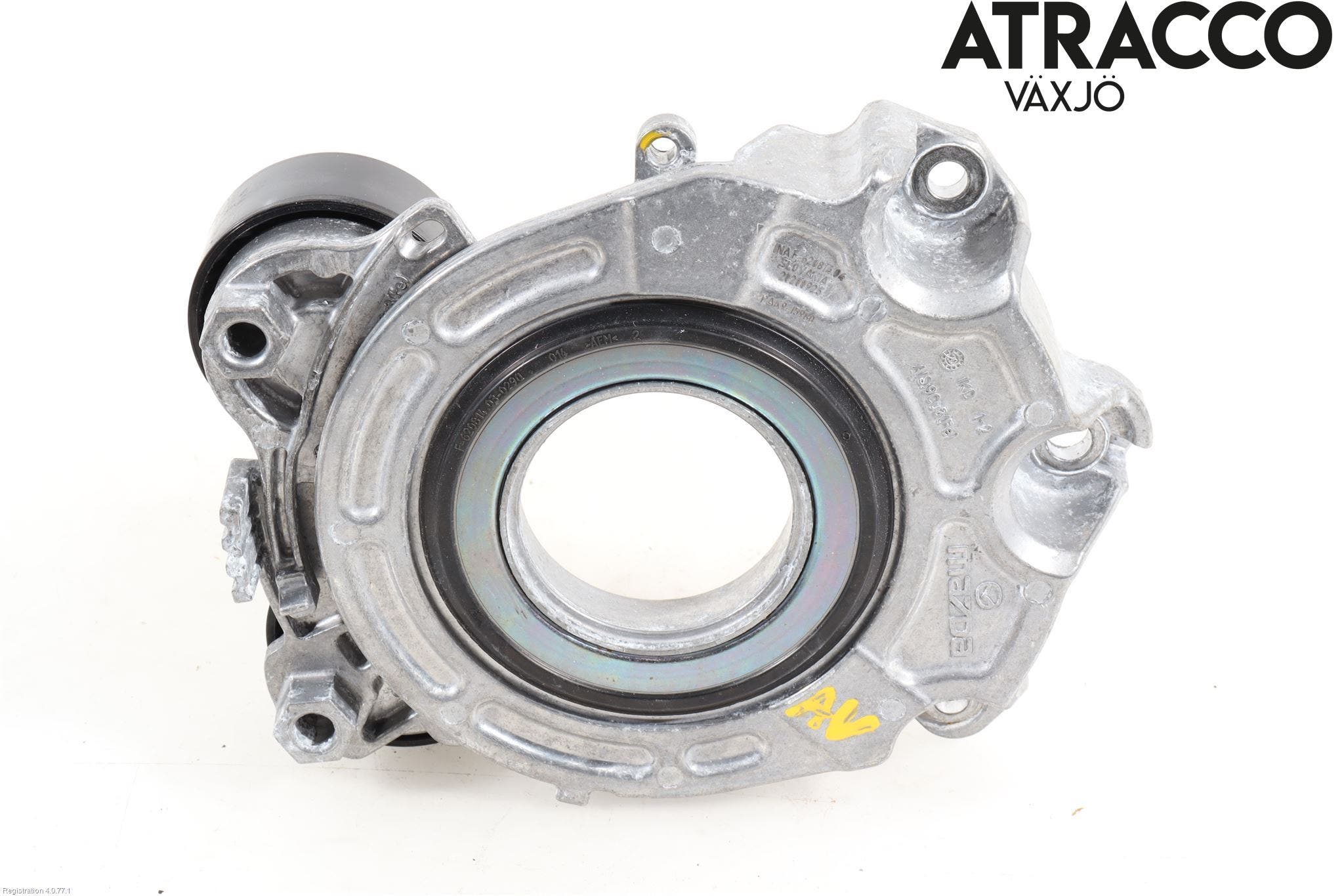 Mazda CX-30 20- Remspännare