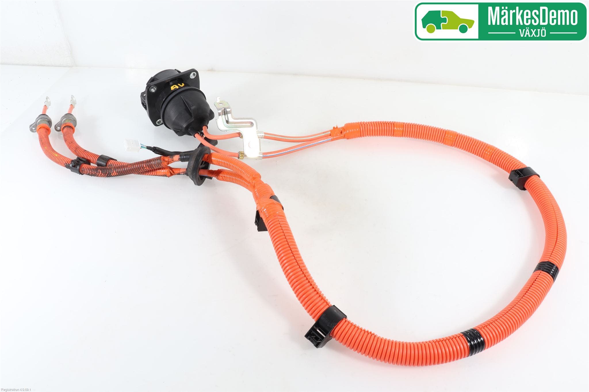 Mitsubishi OUTLANDER 13-21 Batteriladdare Högspänning