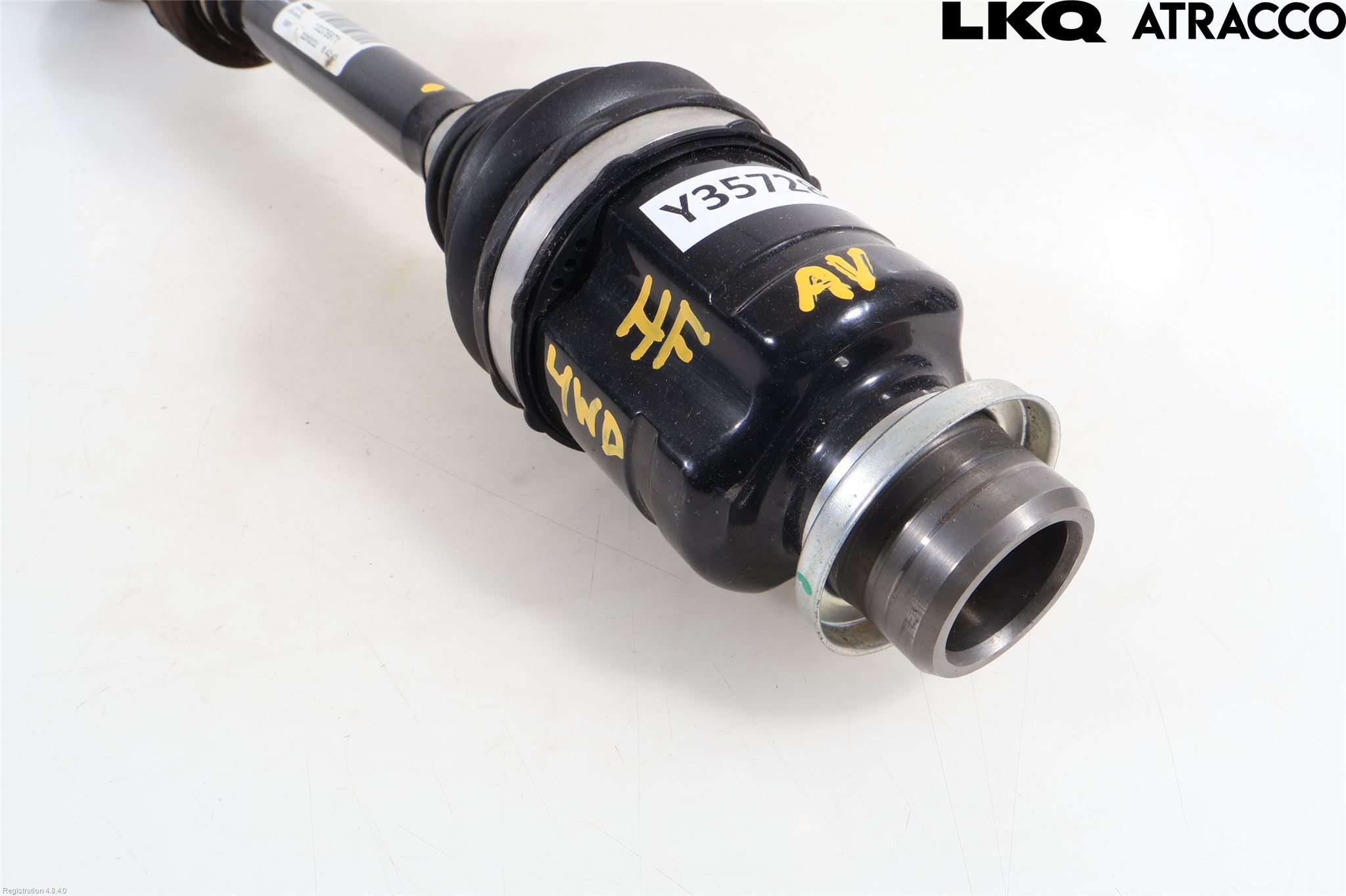 Suzuki SX4 S-CROSS 22- Drivaxel Fram Höger