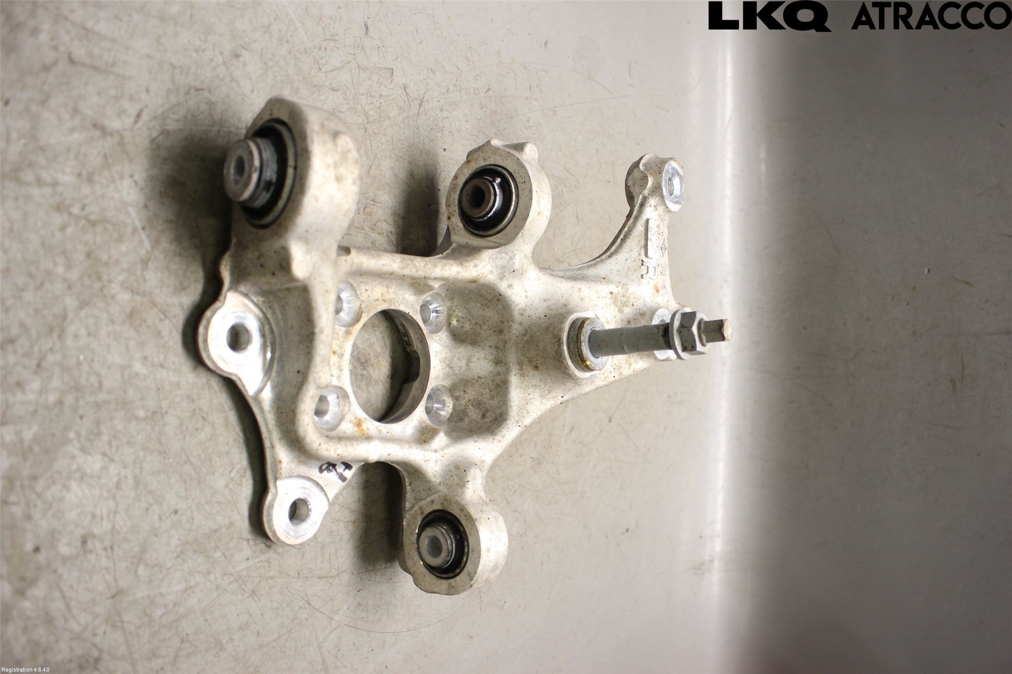 Toyota bZ4X EA10 22- Hjullagerhus-Spindel Hö B