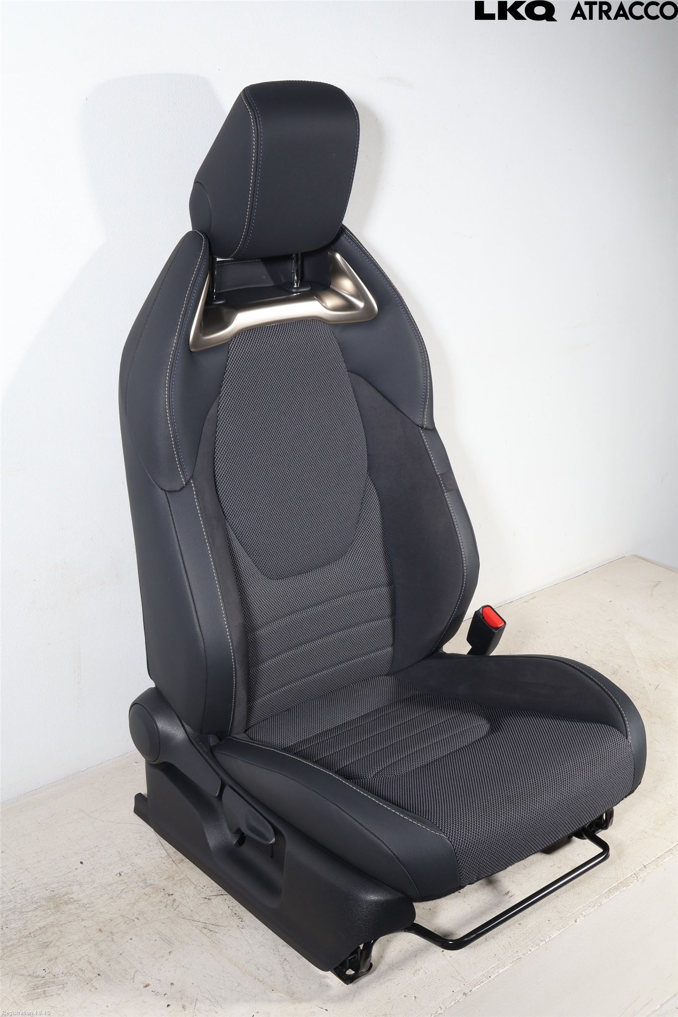 Toyota C-HR 24- Inredning Stol Fram Hö