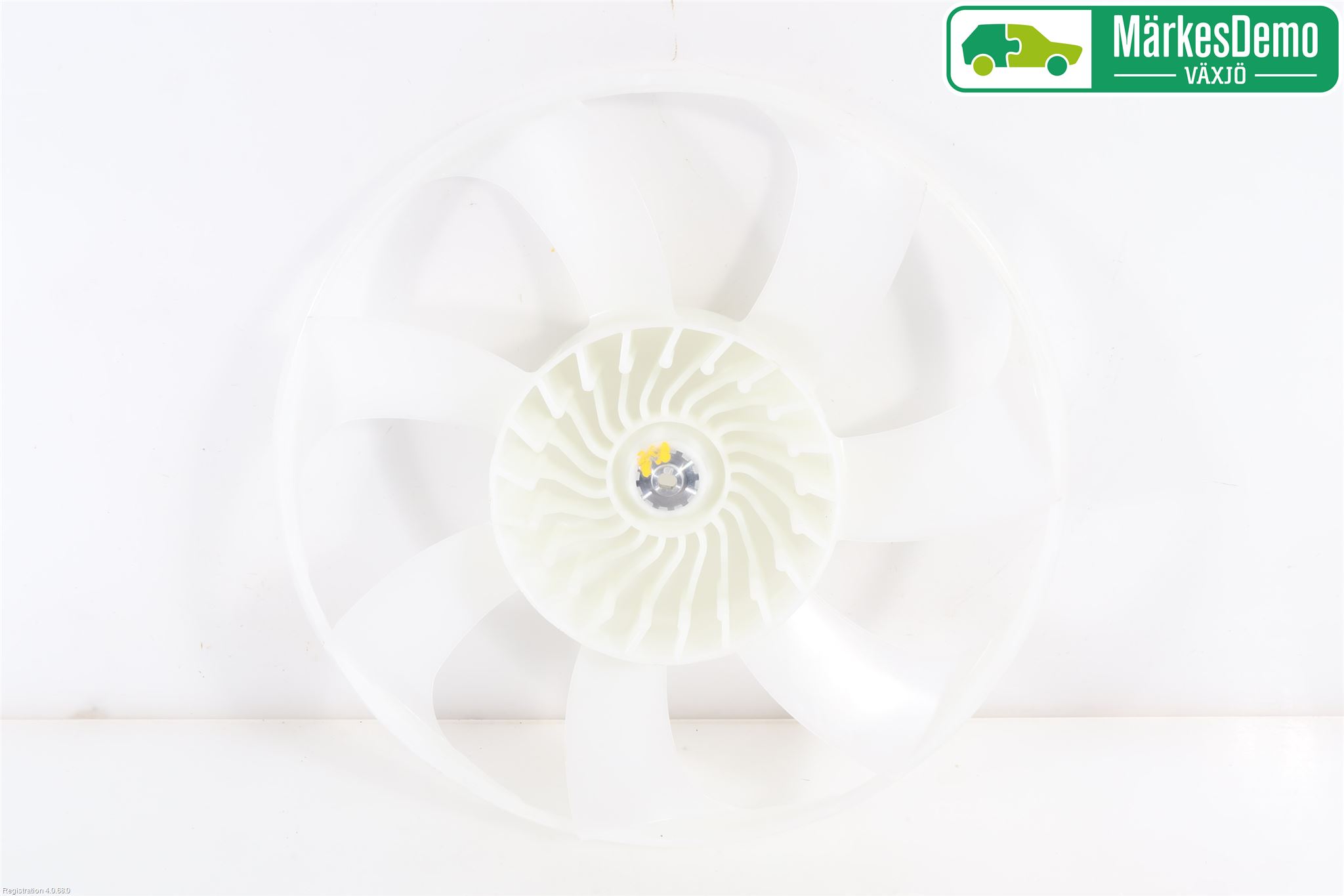 Lexus NX 300h 15-21 Kylfläkt-Vinge