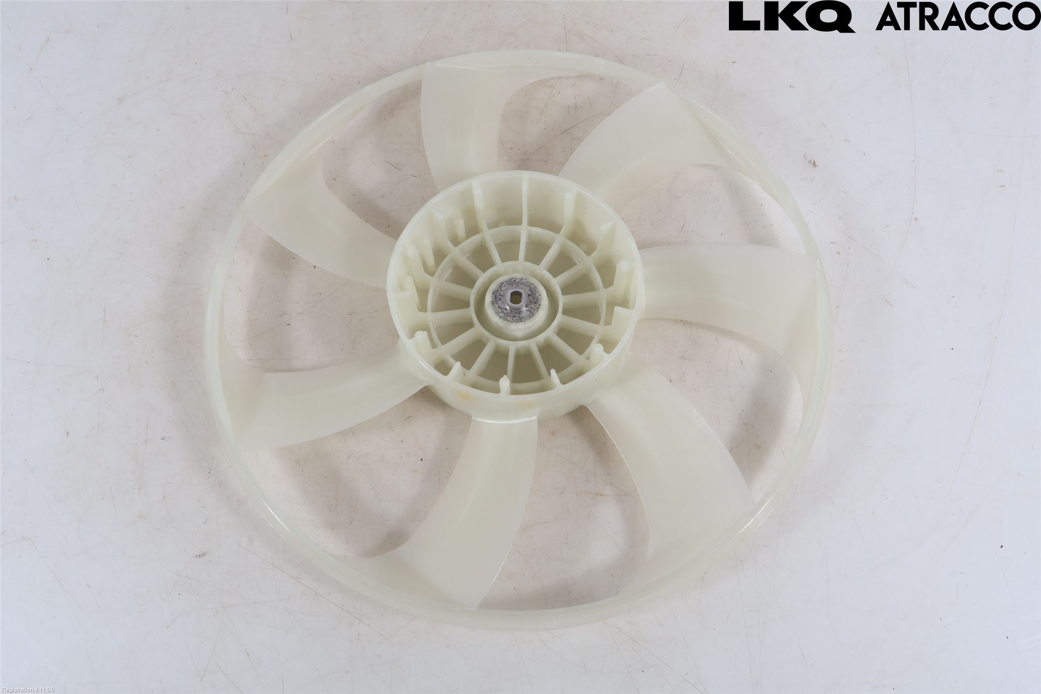 Toyota COROLLA 19- Kylfläkt-Vinge