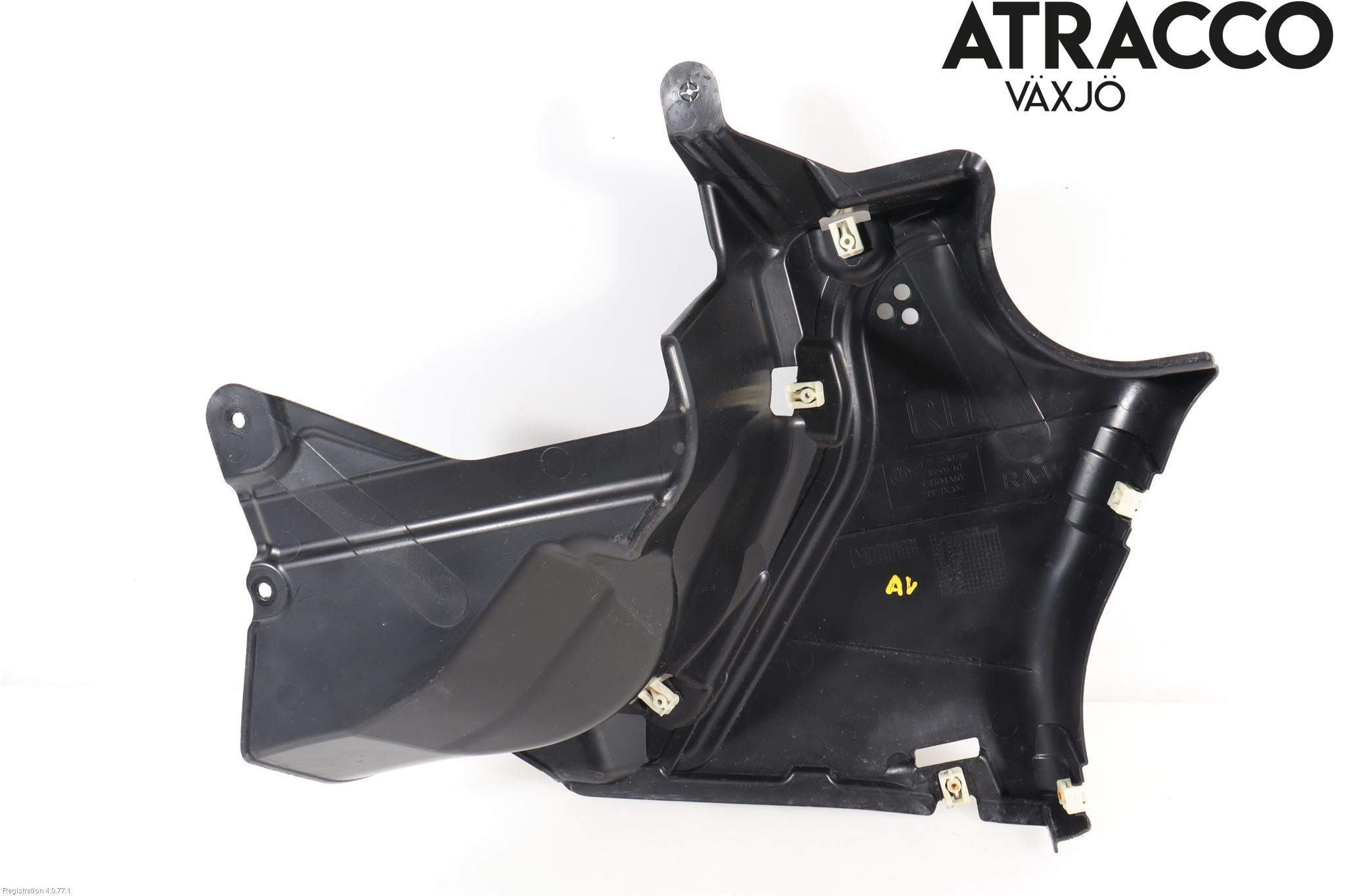 BMW 5 G30/G31/F90 17-23 Hasplåt Plåt-Plast