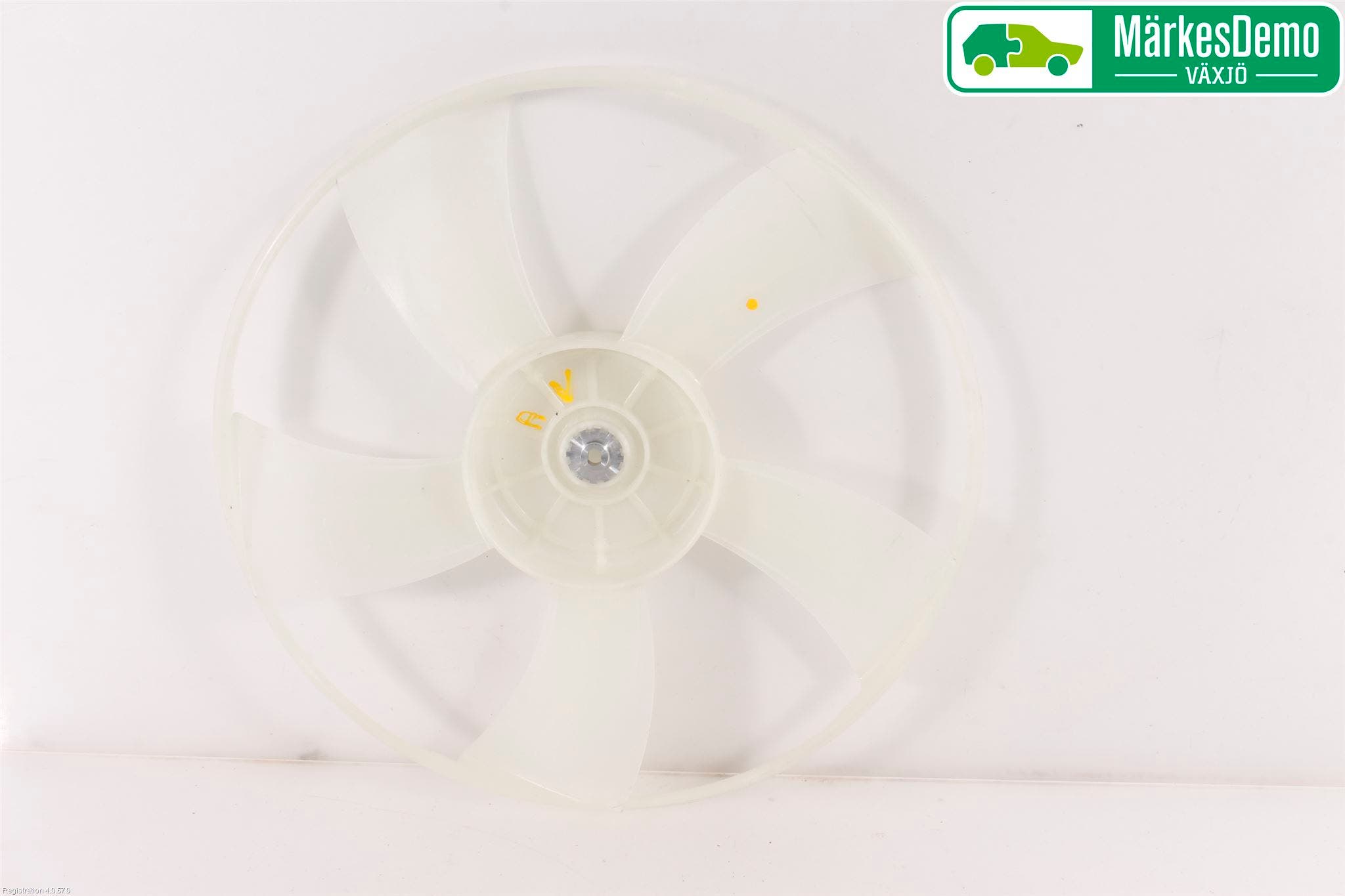 Toyota YARIS XP130 15-20 Kylfläkt-Vinge