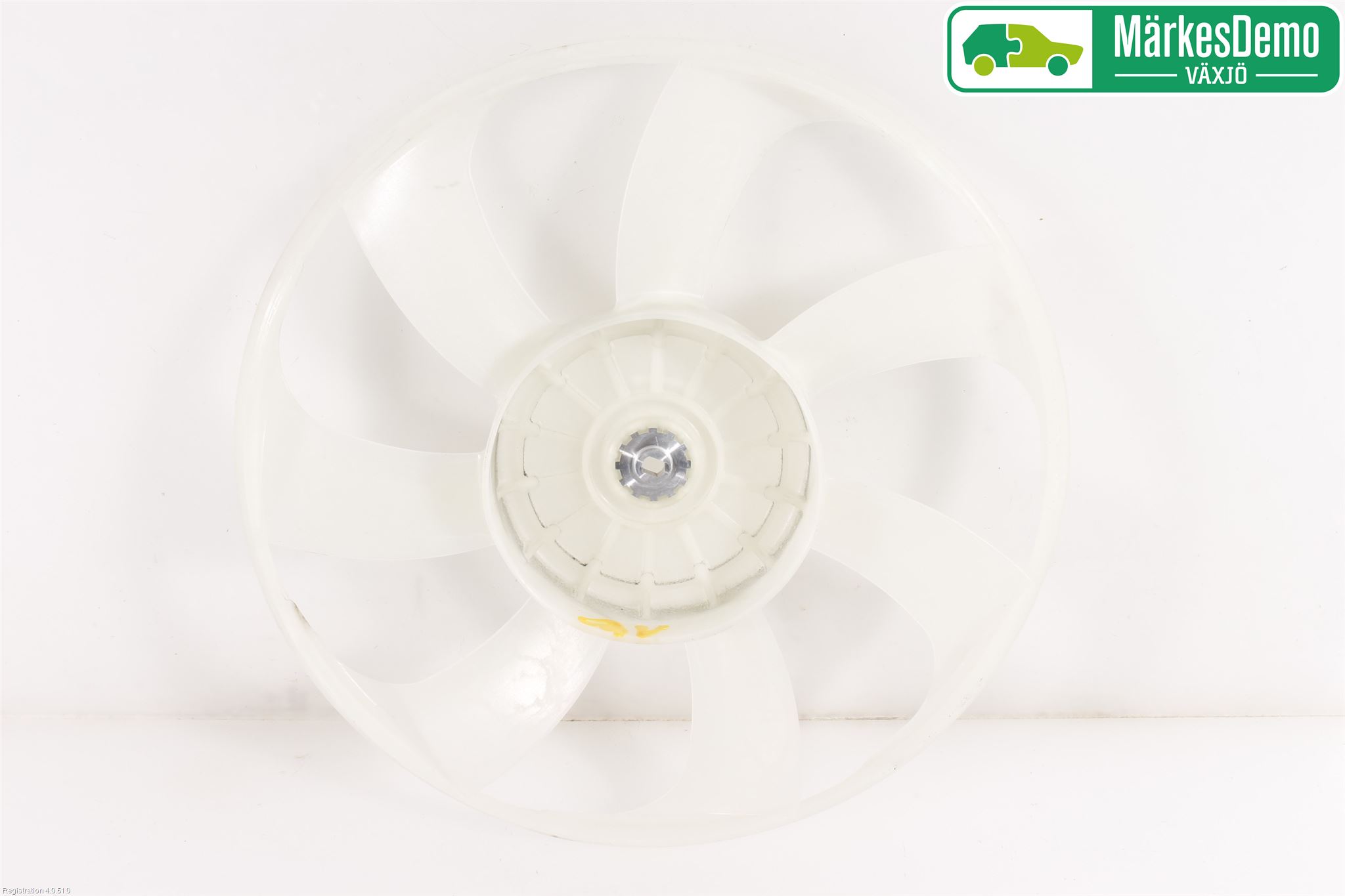 Toyota AURIS 13-19 Kylfläkt-Vinge