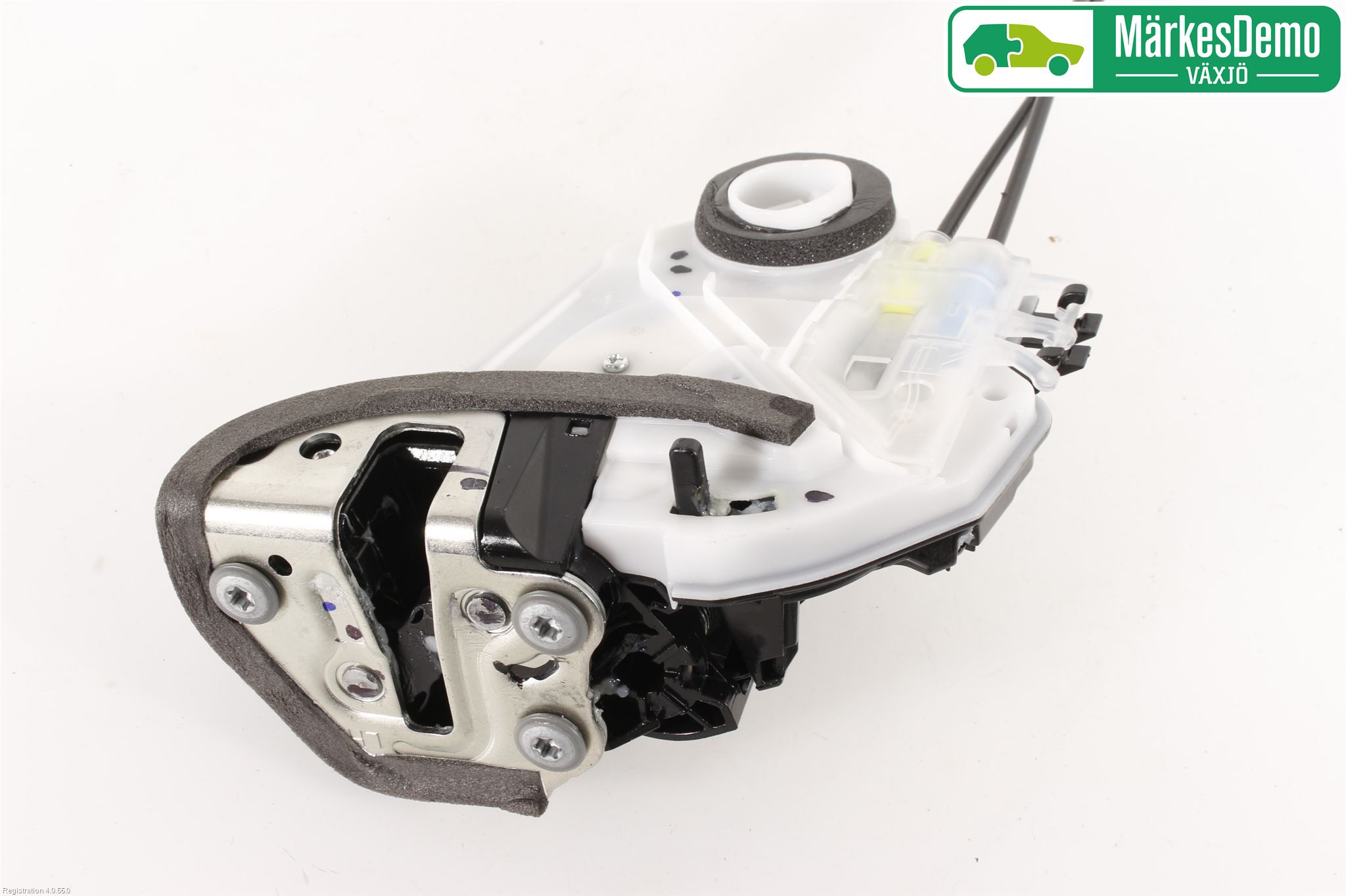 Toyota HILUX 16- Låskista-Dörrlås