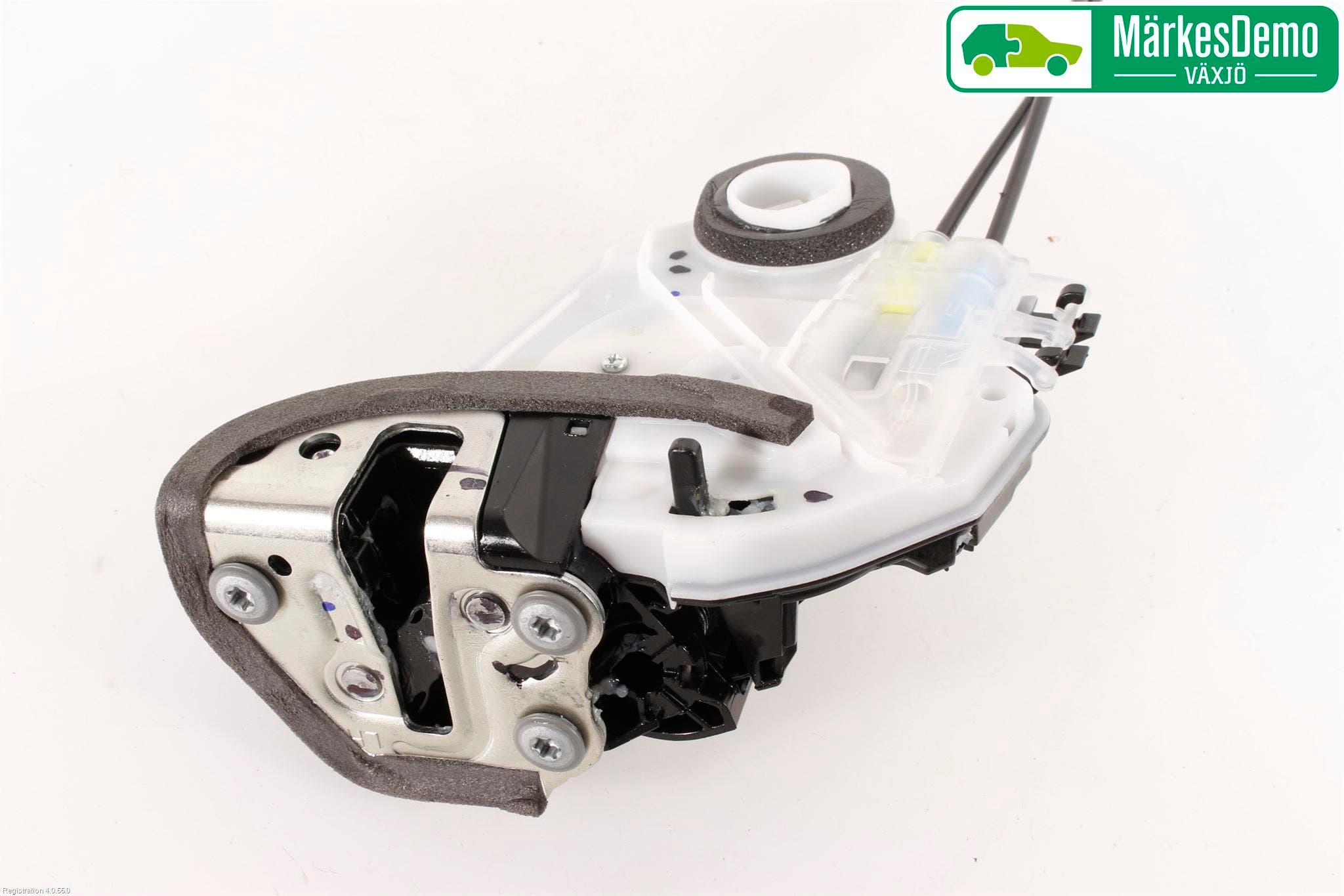 Toyota HILUX 16- Låskista-Dörrlås