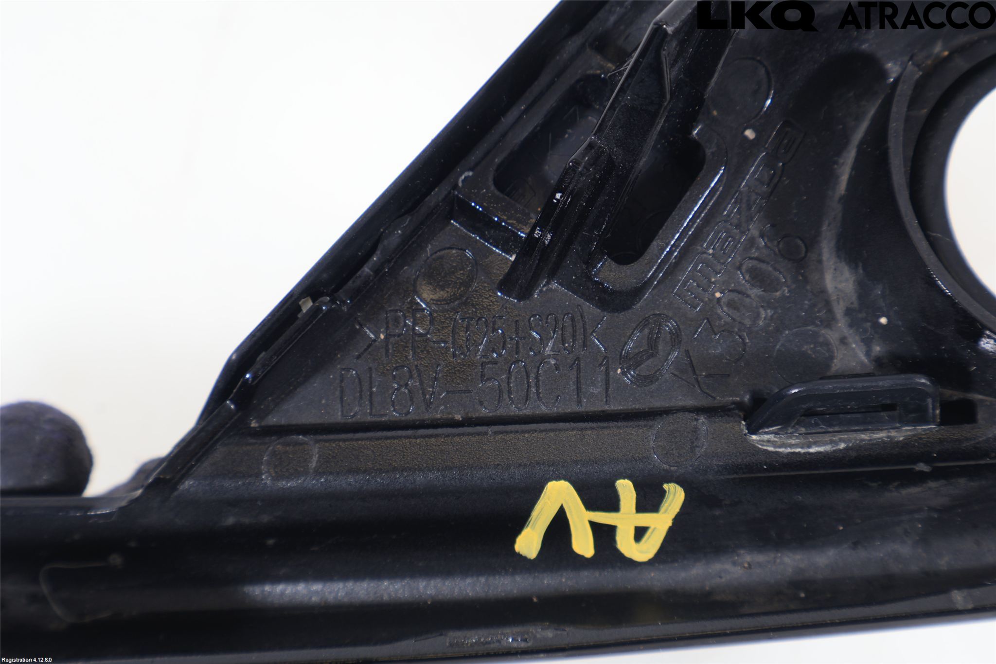 Mazda CX-3 Dimljussarg Fram