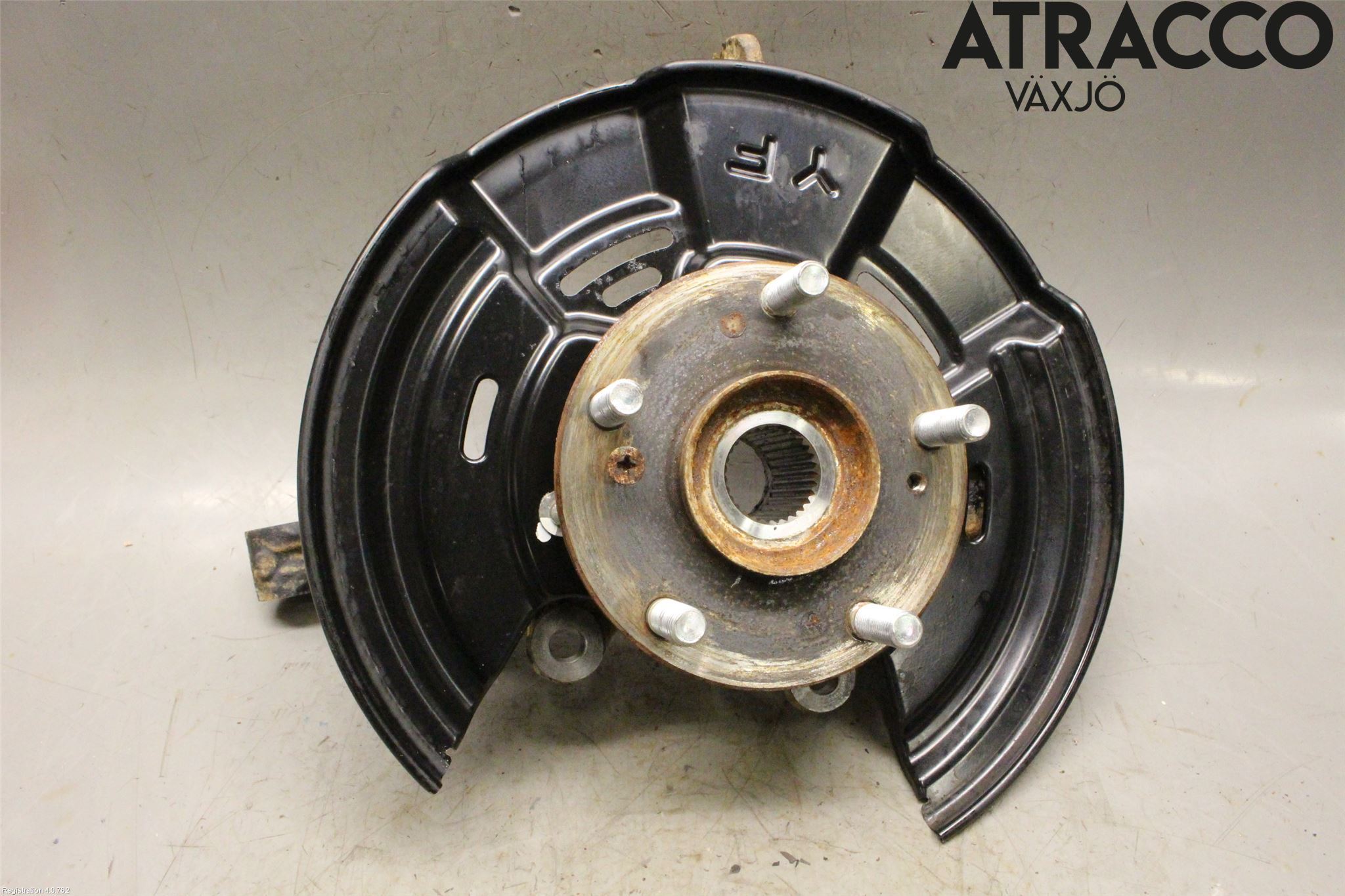 Honda E 20-23 Hjullagerhus-Spindel Hö B