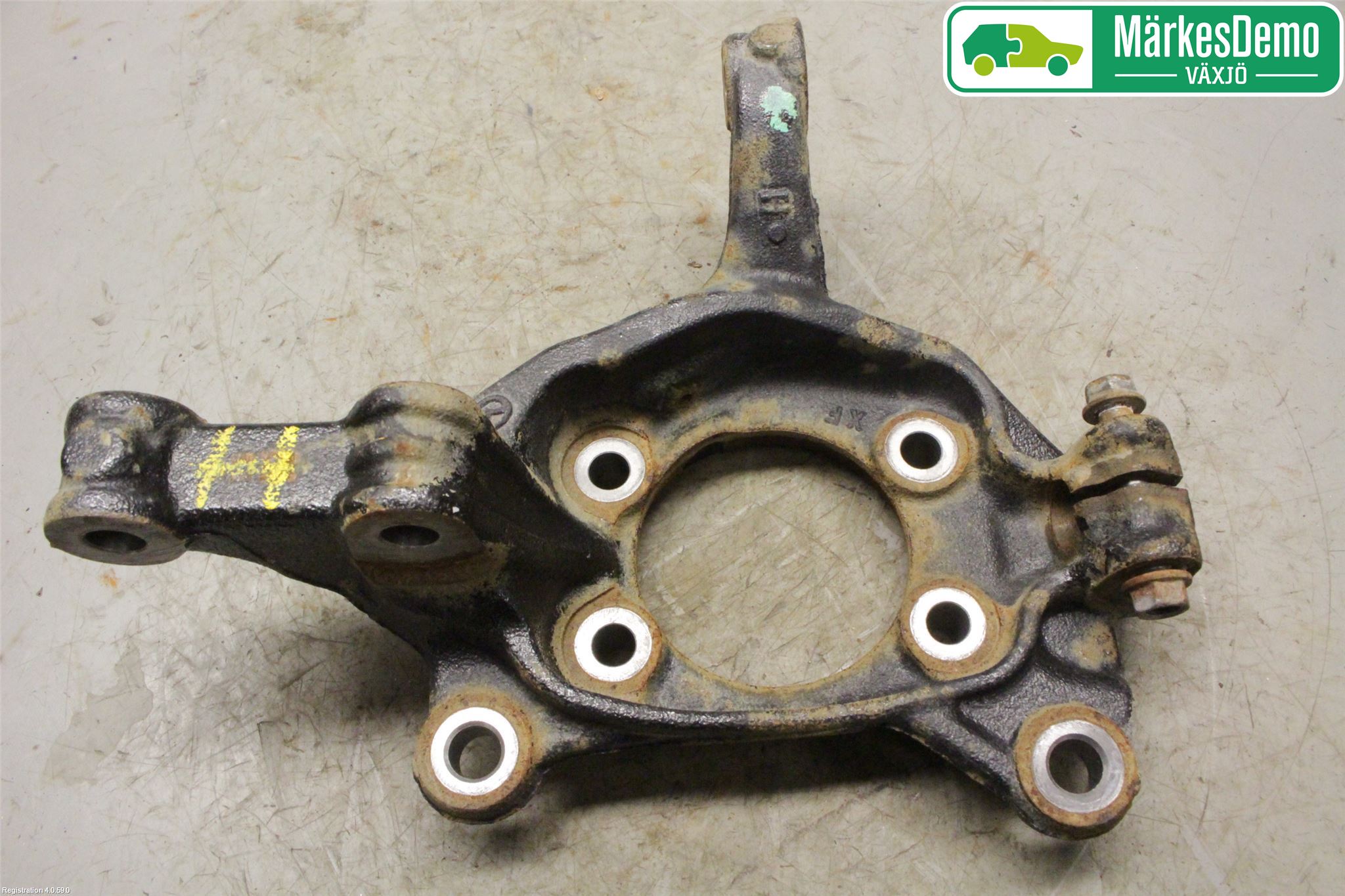 Mazda CX-3 Styrspindel Lagerhus Hö