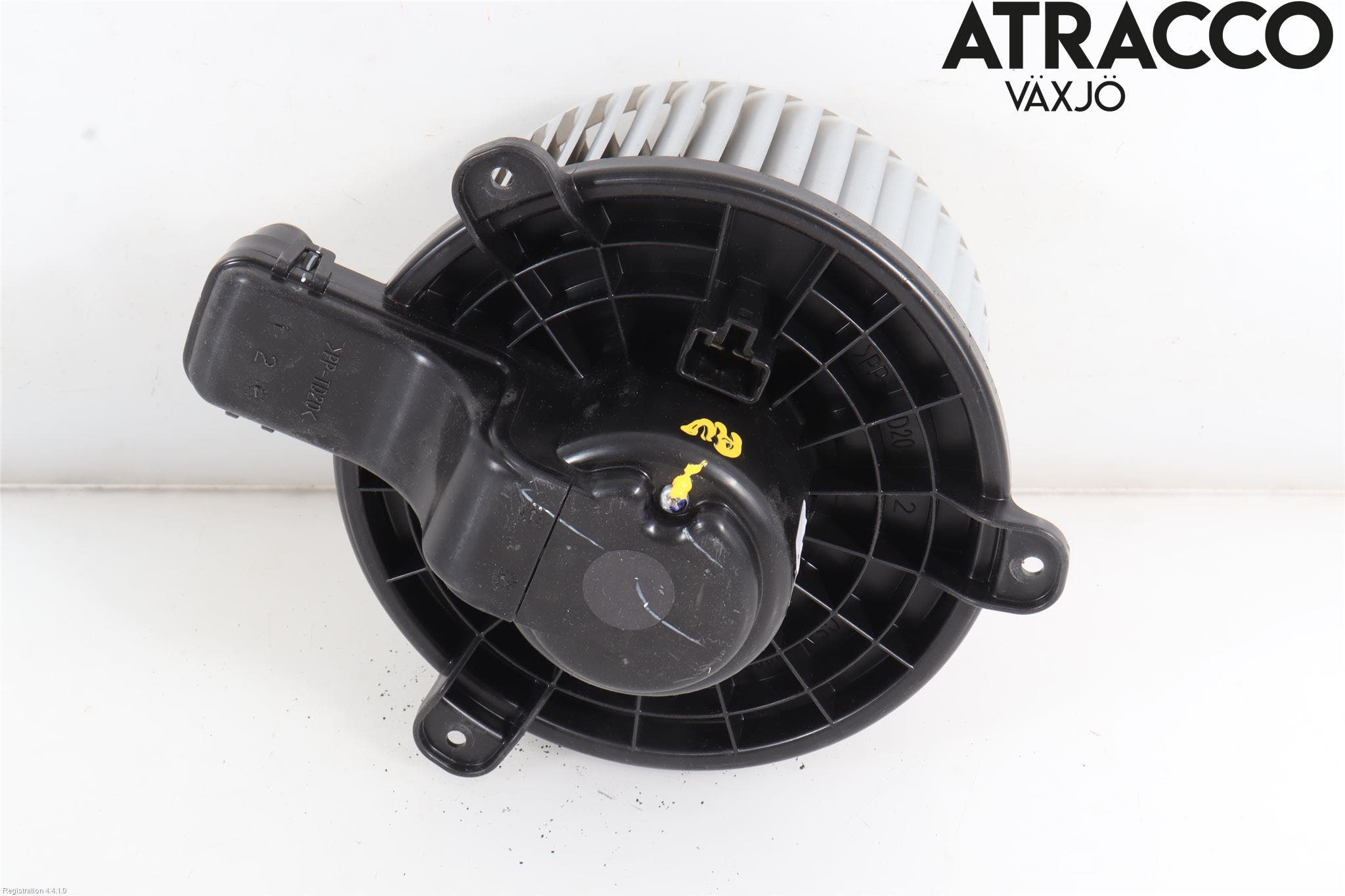 Mitsubishi OUTLANDER 13-21 Värmefläkt