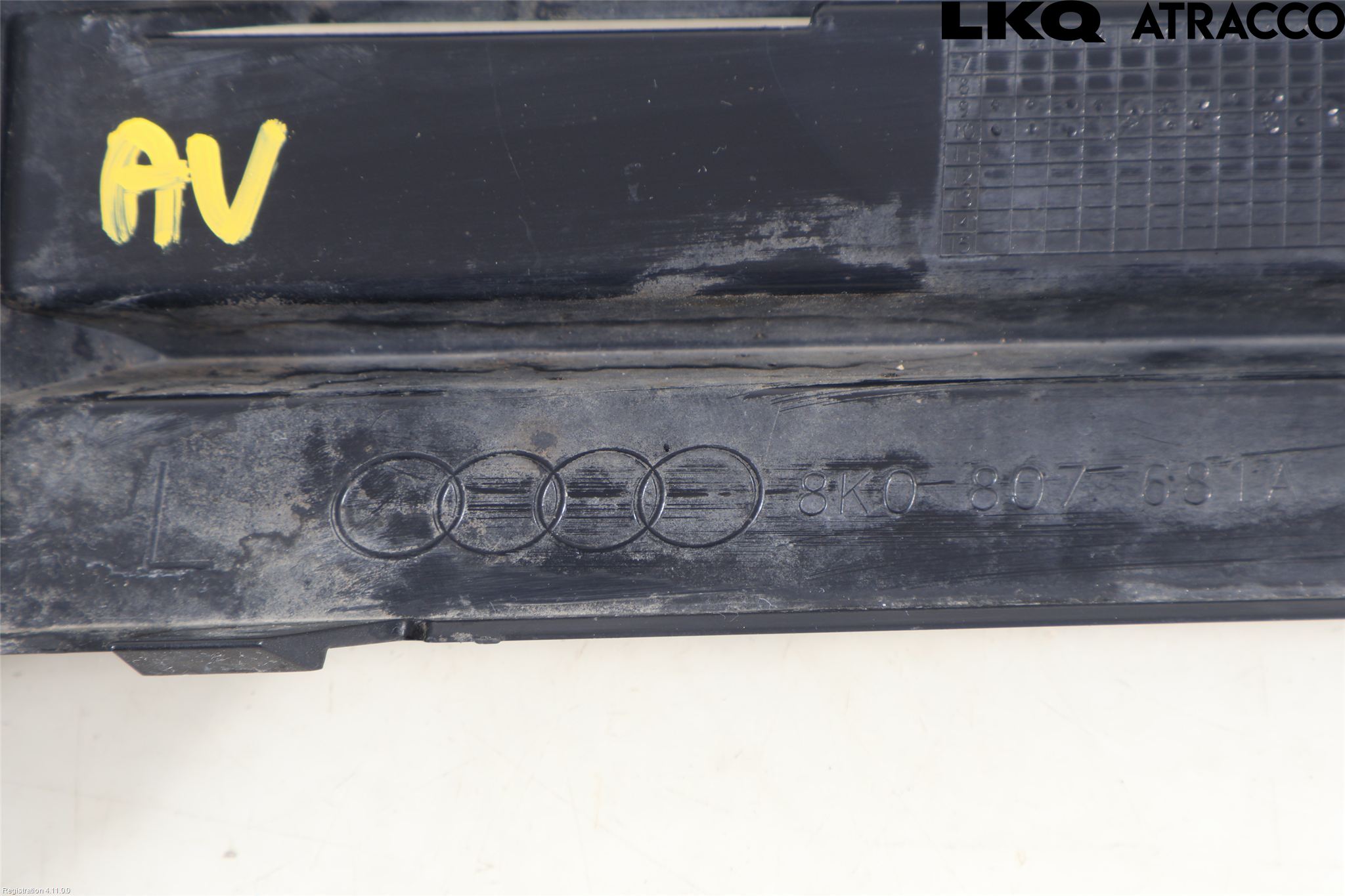 Audi A4/S4 08-11 Dimljussarg Fram