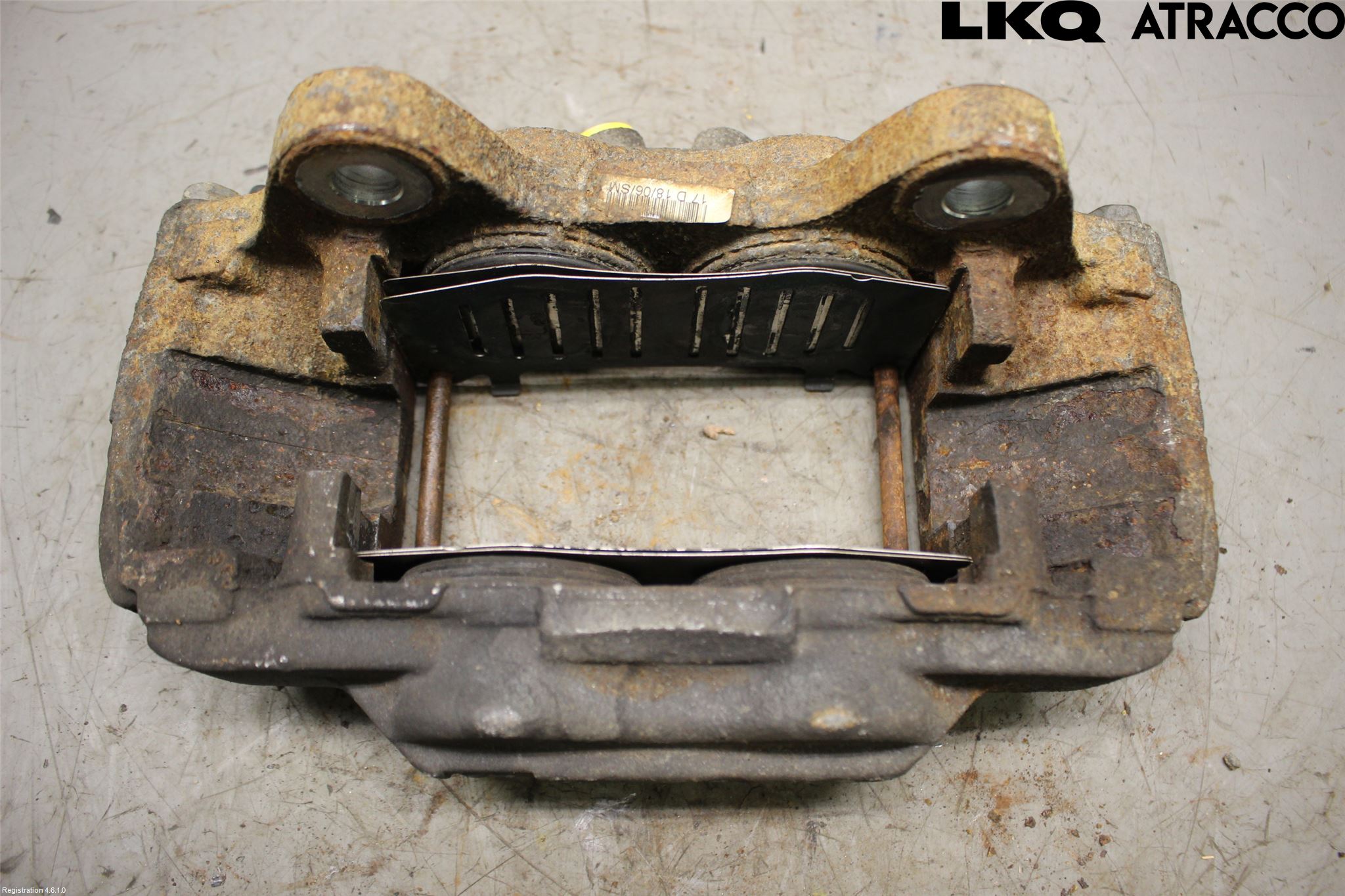 Toyota HILUX 16- Bromsok Fram Höger