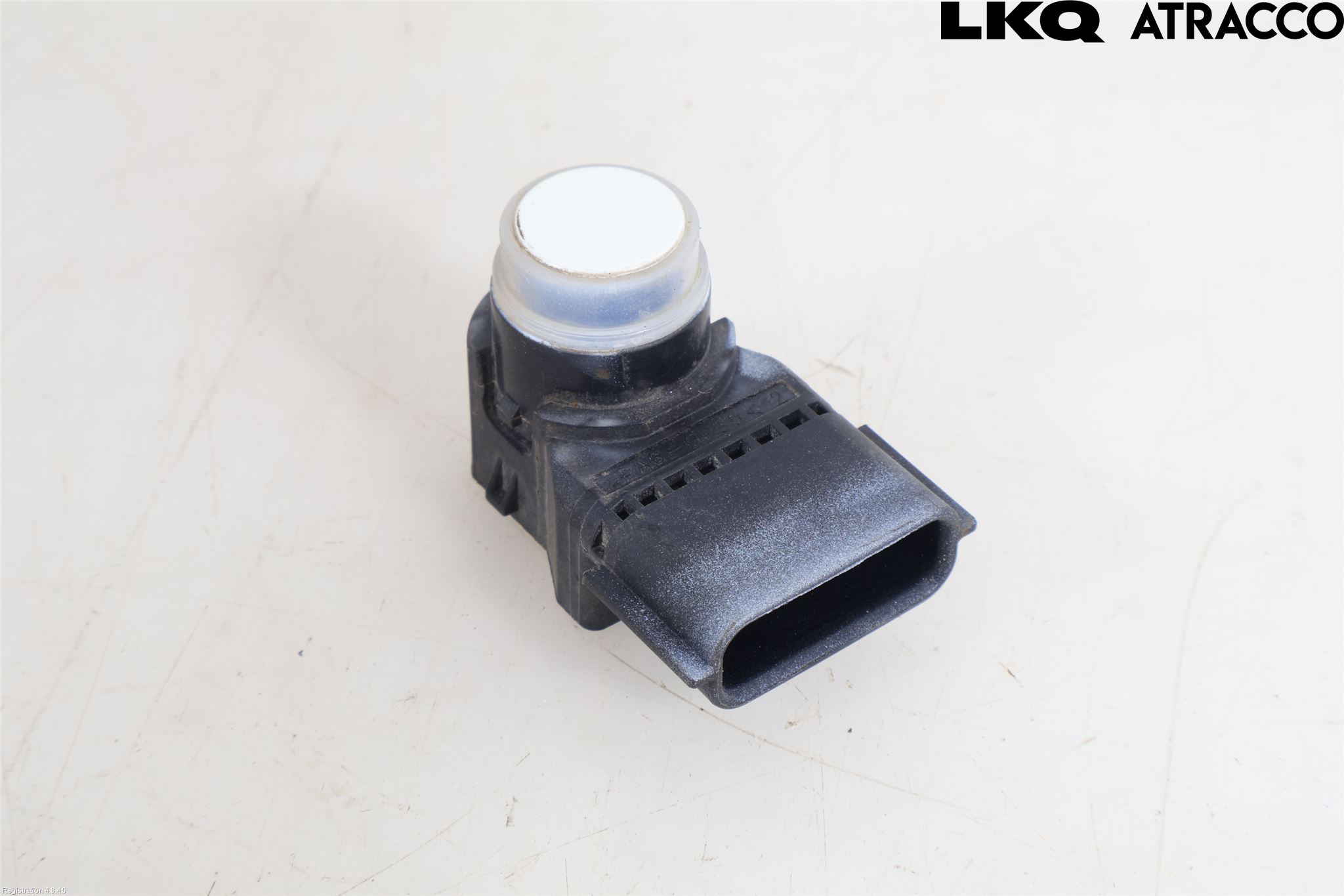 Toyota AVENSIS 16-18 Parkeringshjälp Backsensor