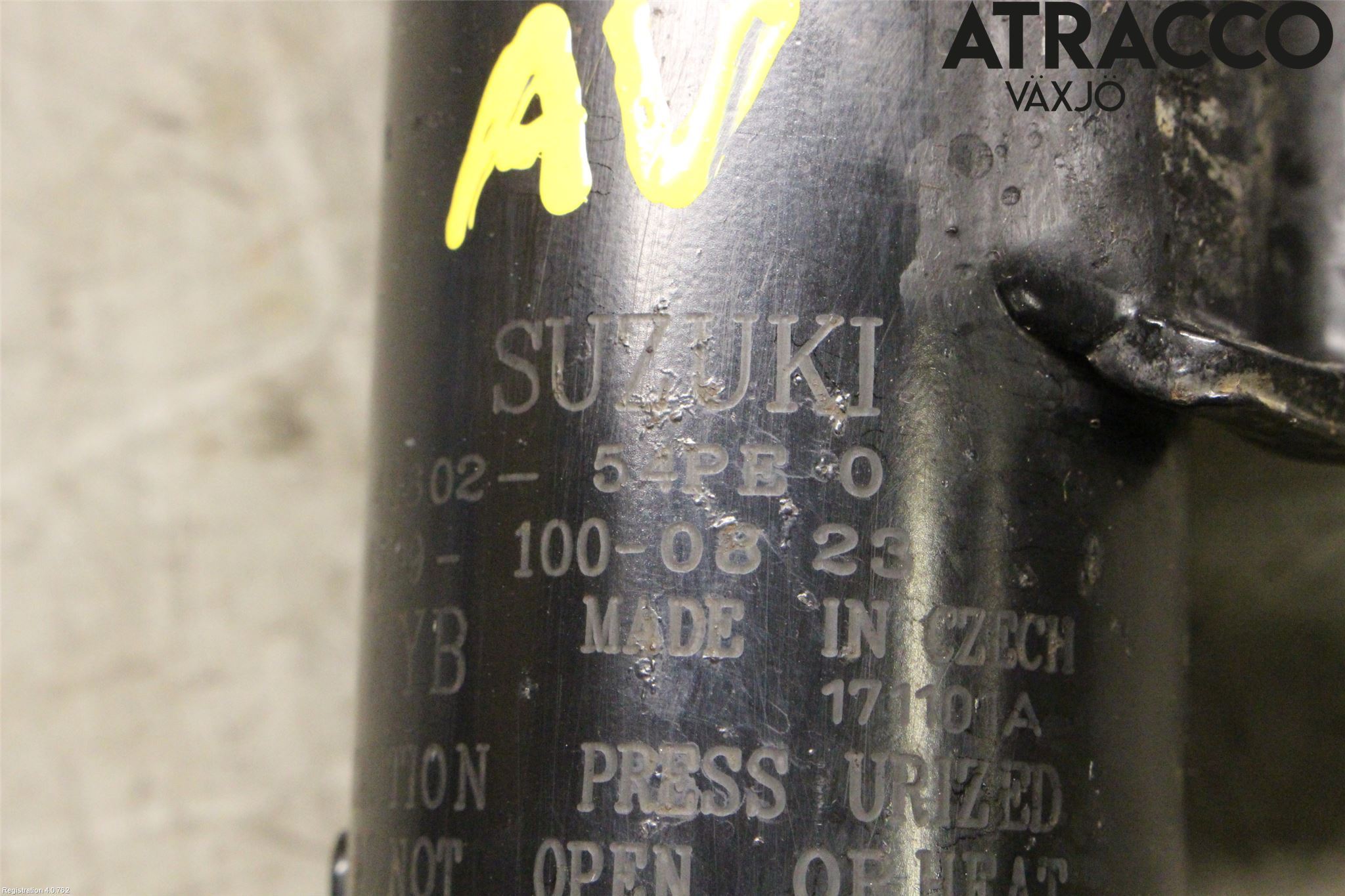 Suzuki VITARA 15- Fjäderben Fram Vänster