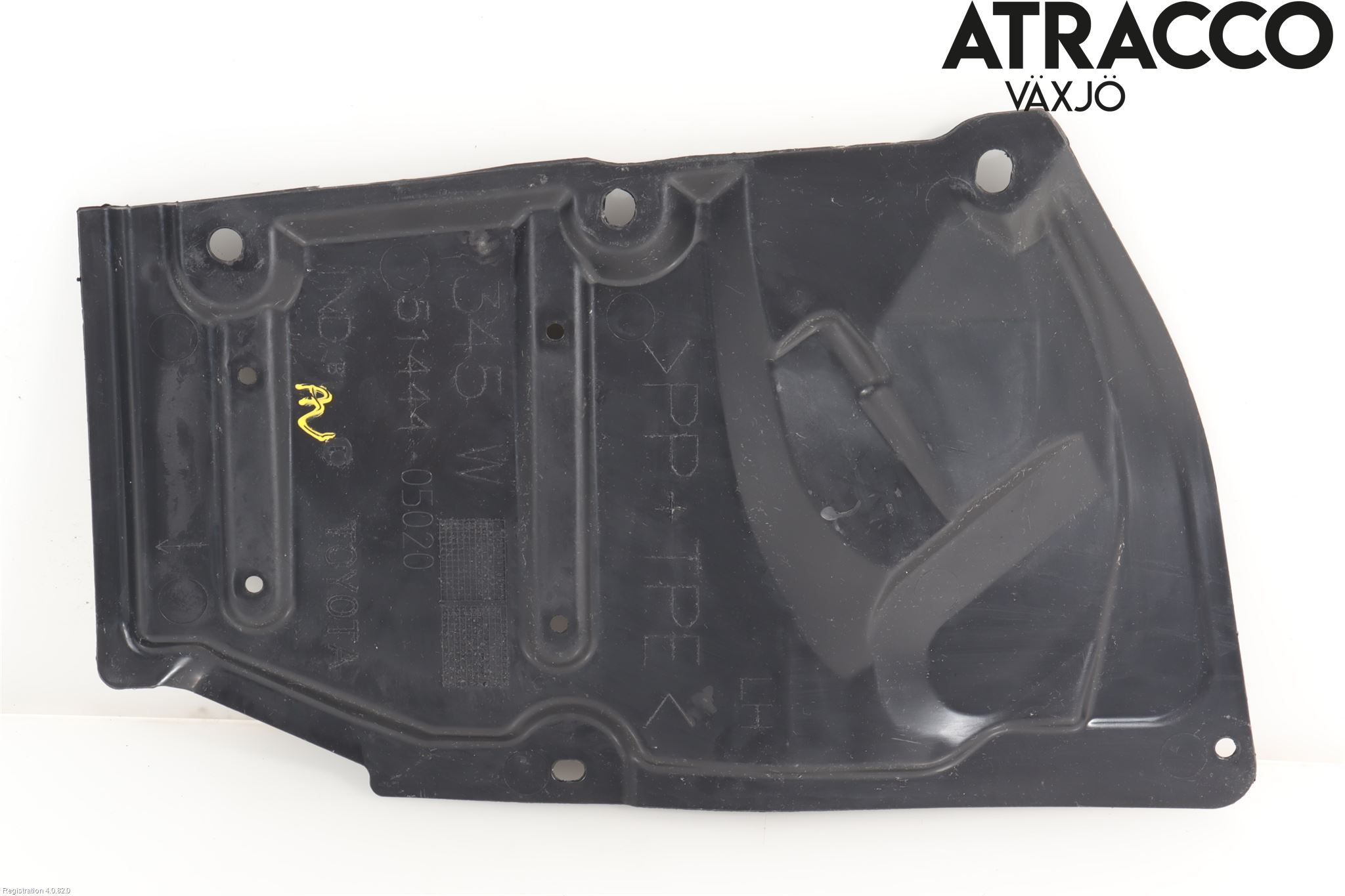 Toyota AURIS 13-19 Hasplåt Plåt-Plast