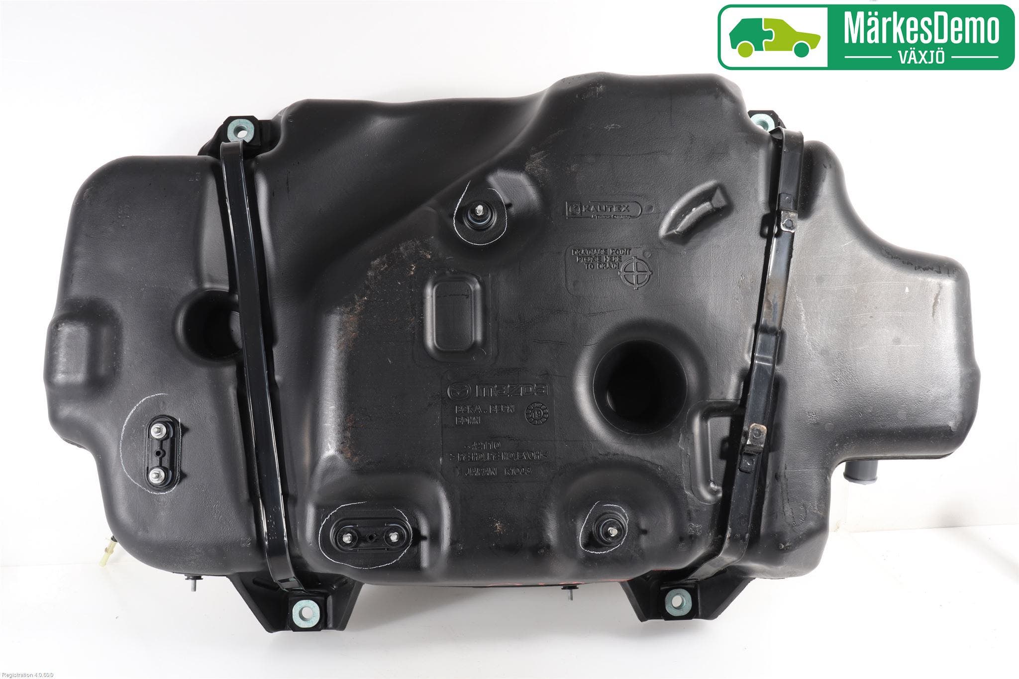 Mazda 3 IV 19- Bränsletank