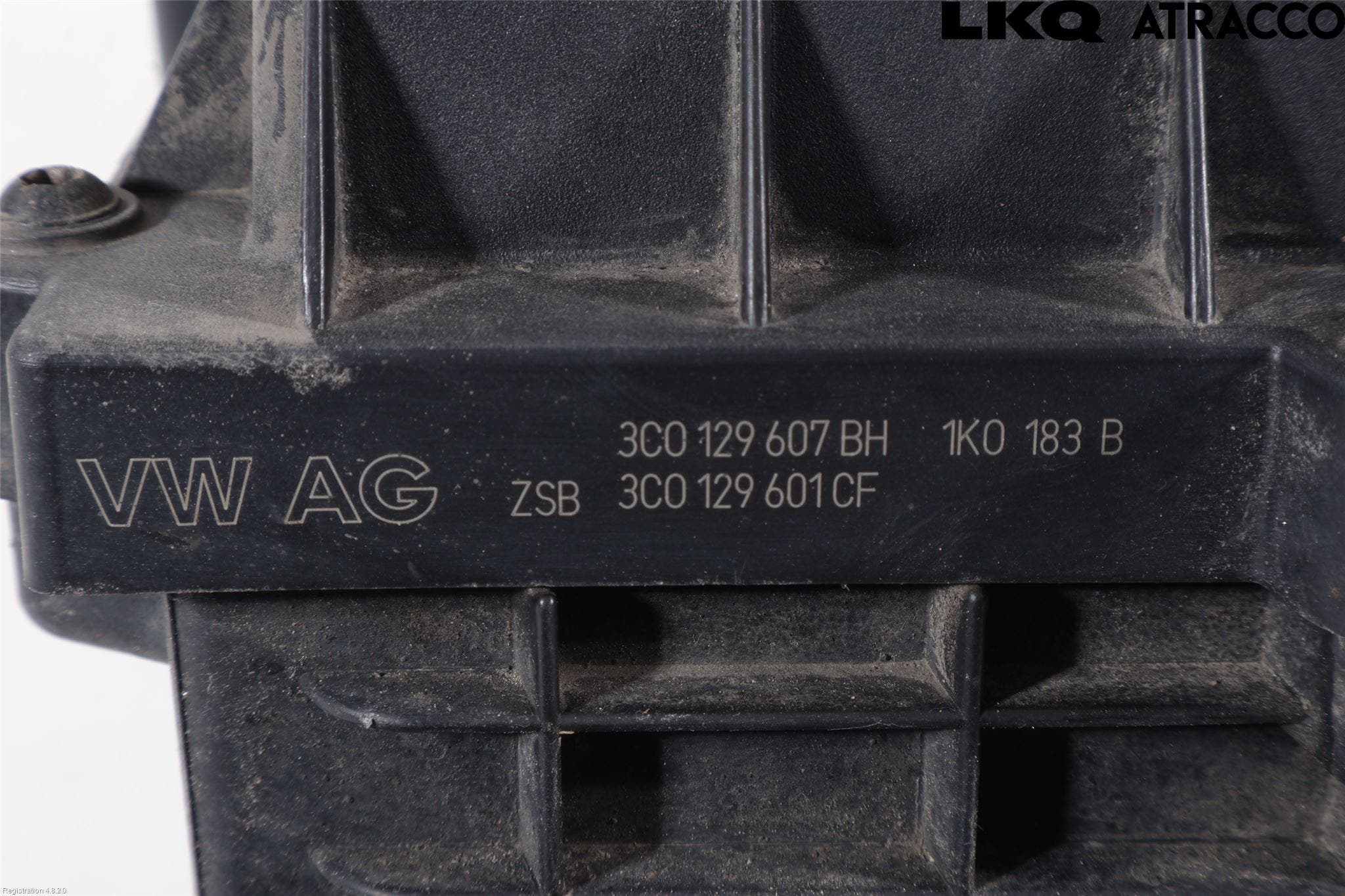 Volkswagen VW PASSAT 11-14 Luftrenare