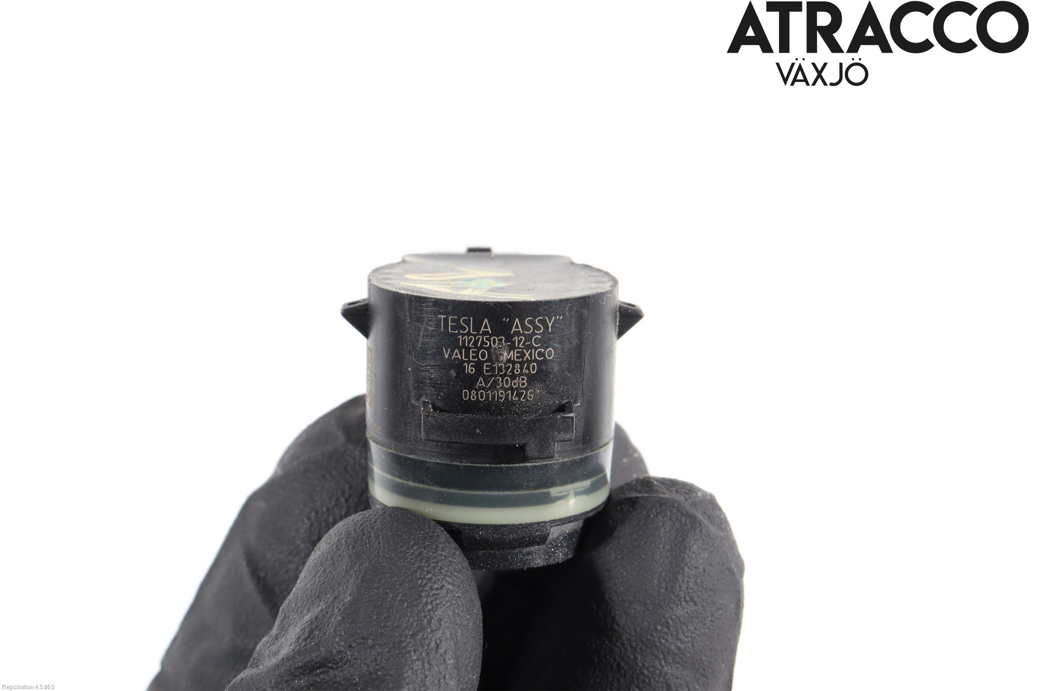 Tesla MODEL 3 17- Parkeringshjälp Backsensor