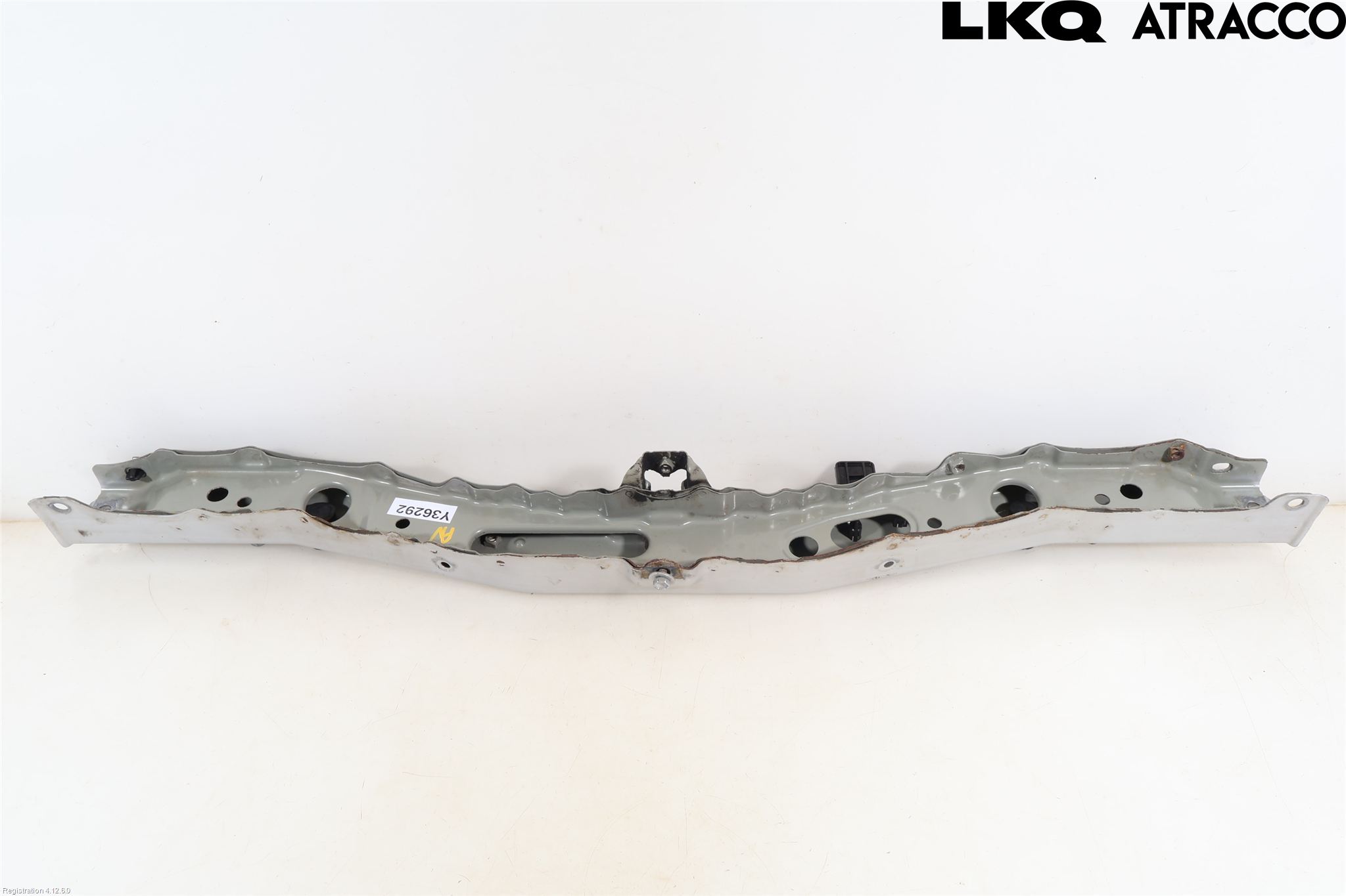 Toyota AURIS 13-19 Frontplåt Övre