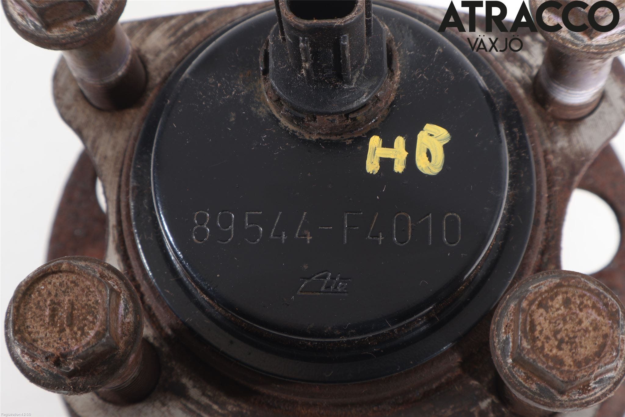 Toyota YARIS XP21 20- Nav Bak