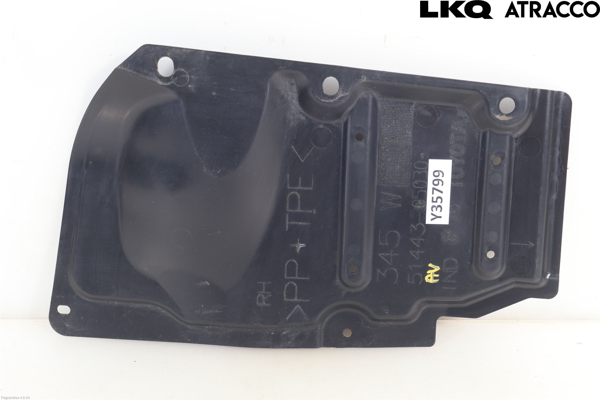 Toyota AVENSIS 16-18 Hasplåt Plåt-Plast
