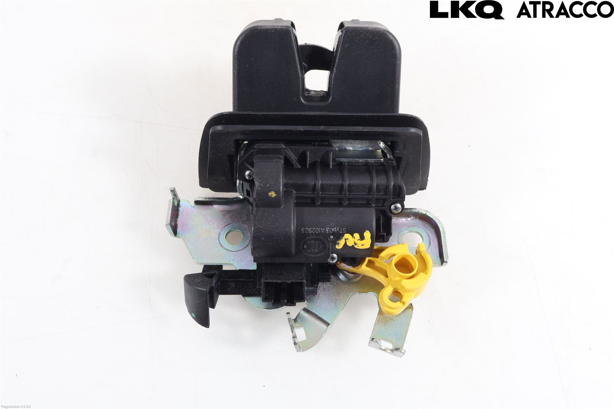 Audi A4/S4 B9 16-19 Låskista Baklucka