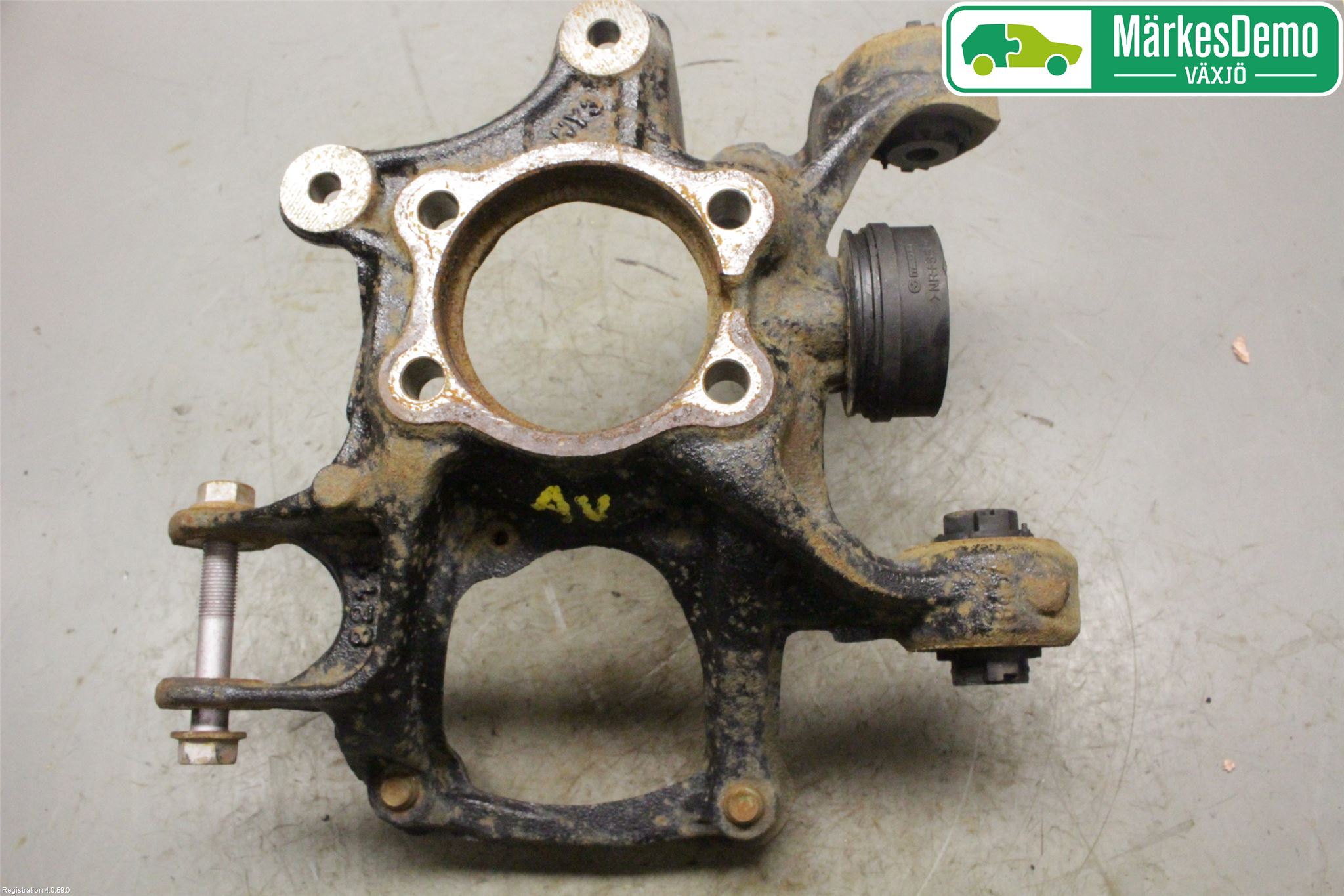 Mazda 3 III 14-19 Hjullagerhus-Spindel Vä B