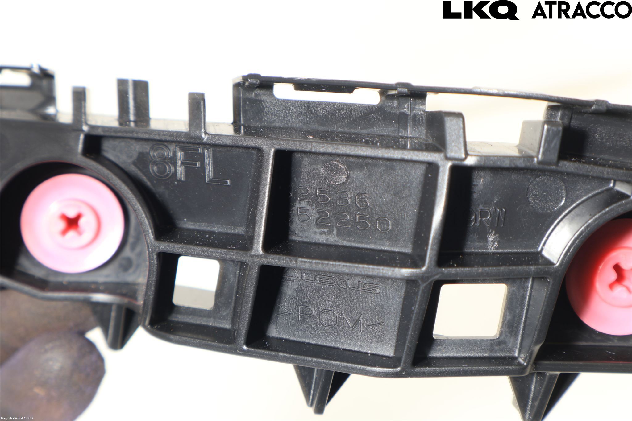 Lexus LBX 24- Stötfångarfäste Fram Vä