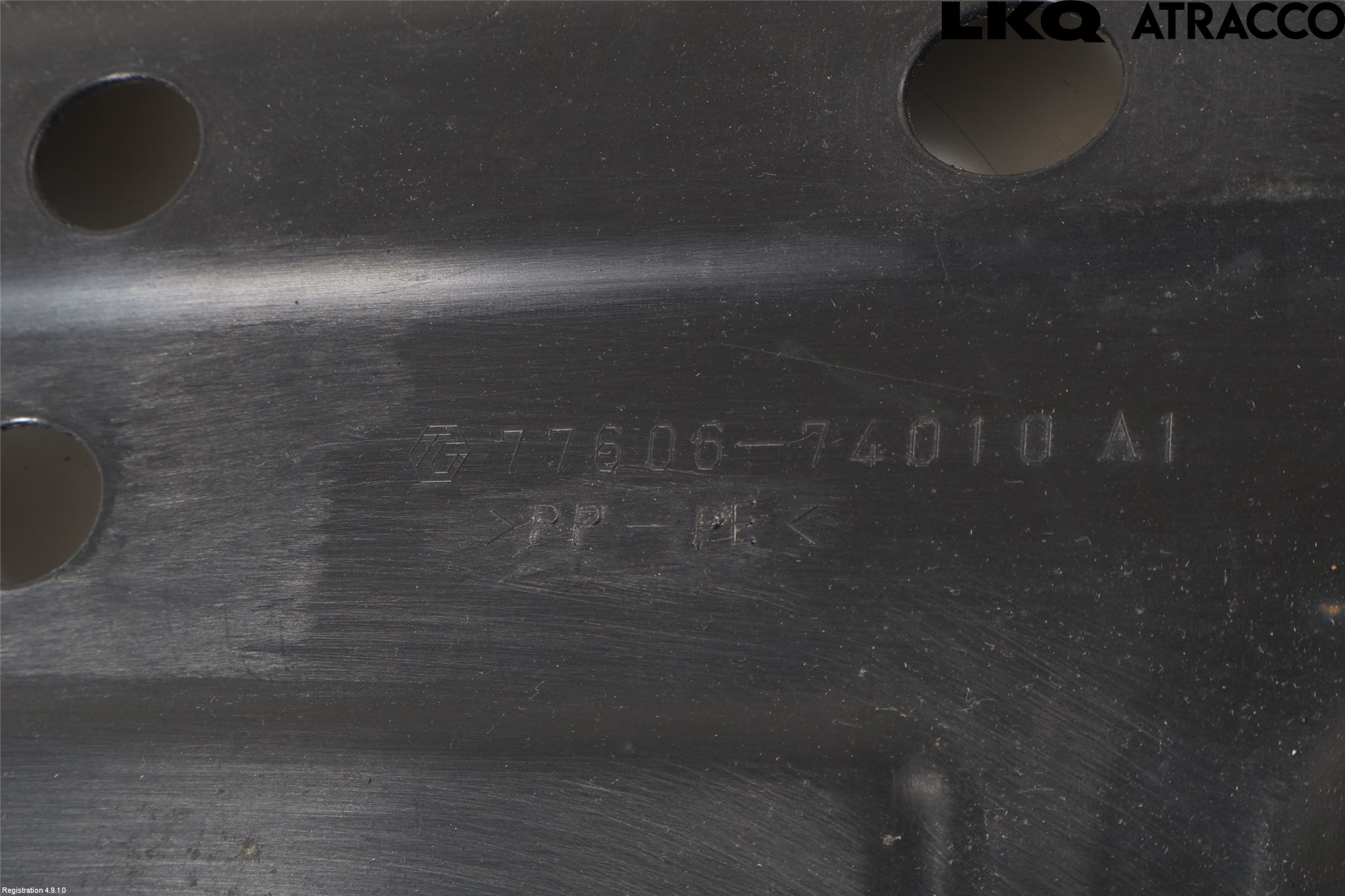 Toyota iQ Bränsletank Skyddsplåt