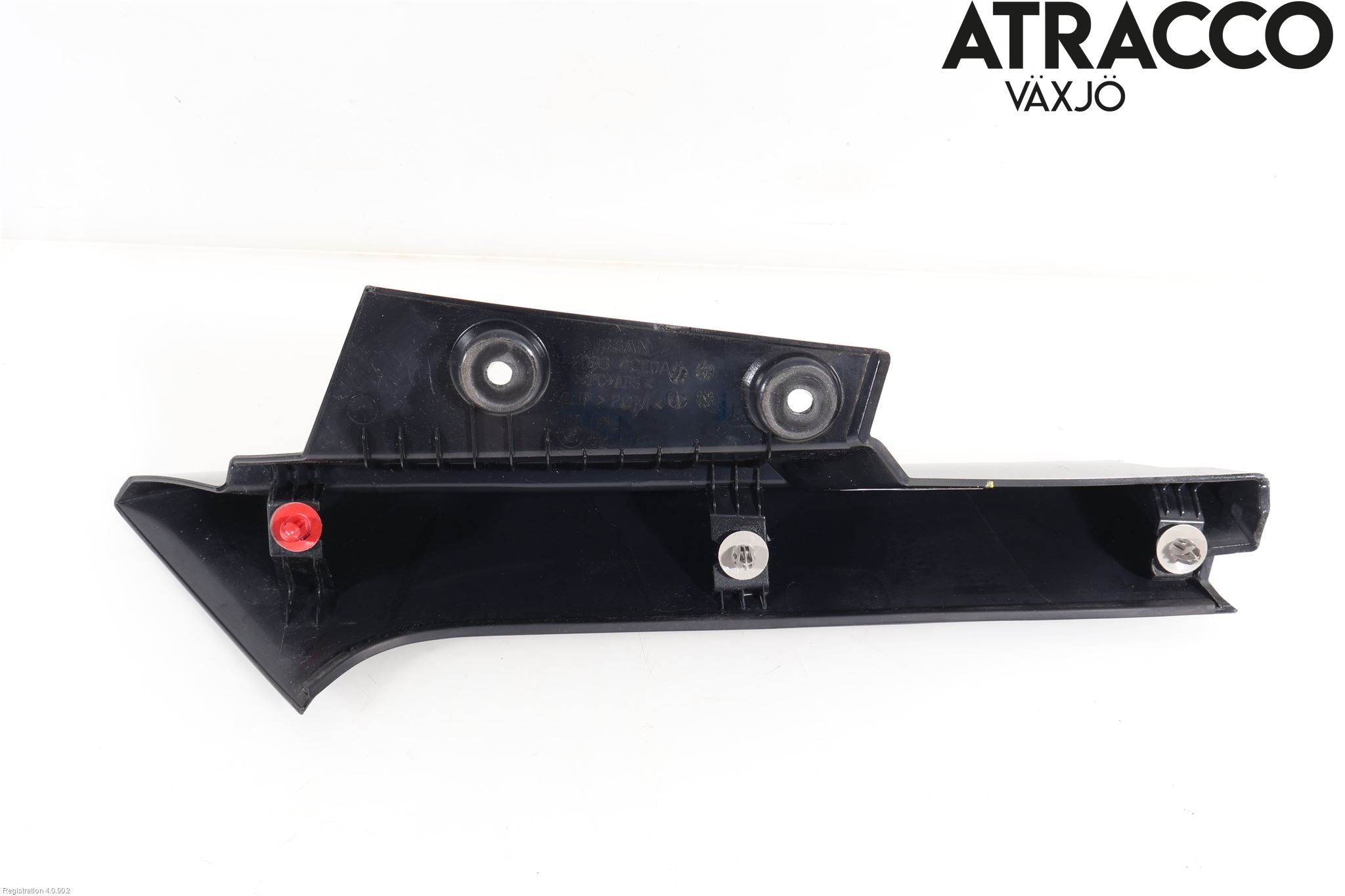 Nissan X-TRAIL 14-21 Spoiler Baklucka