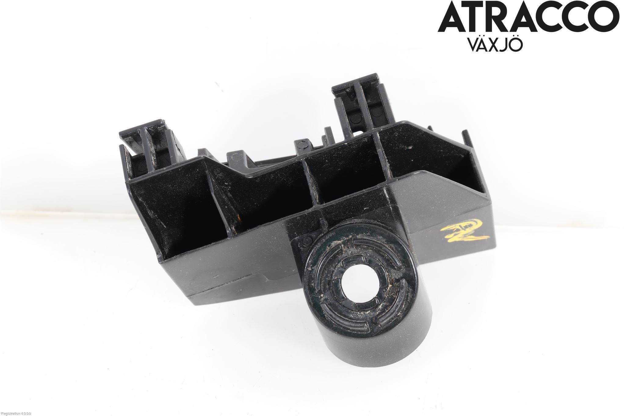 Toyota AURIS 13-19 Stötfångarfäste Bak Hö