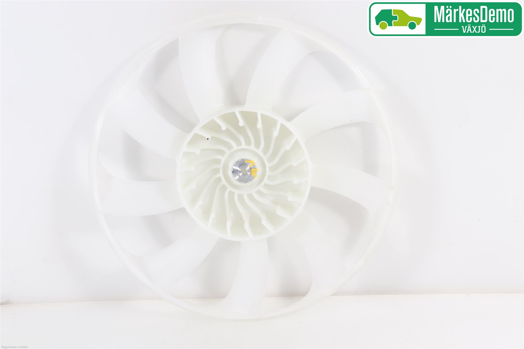 Toyota RAV4 13-18 Kylfläkt-Vinge