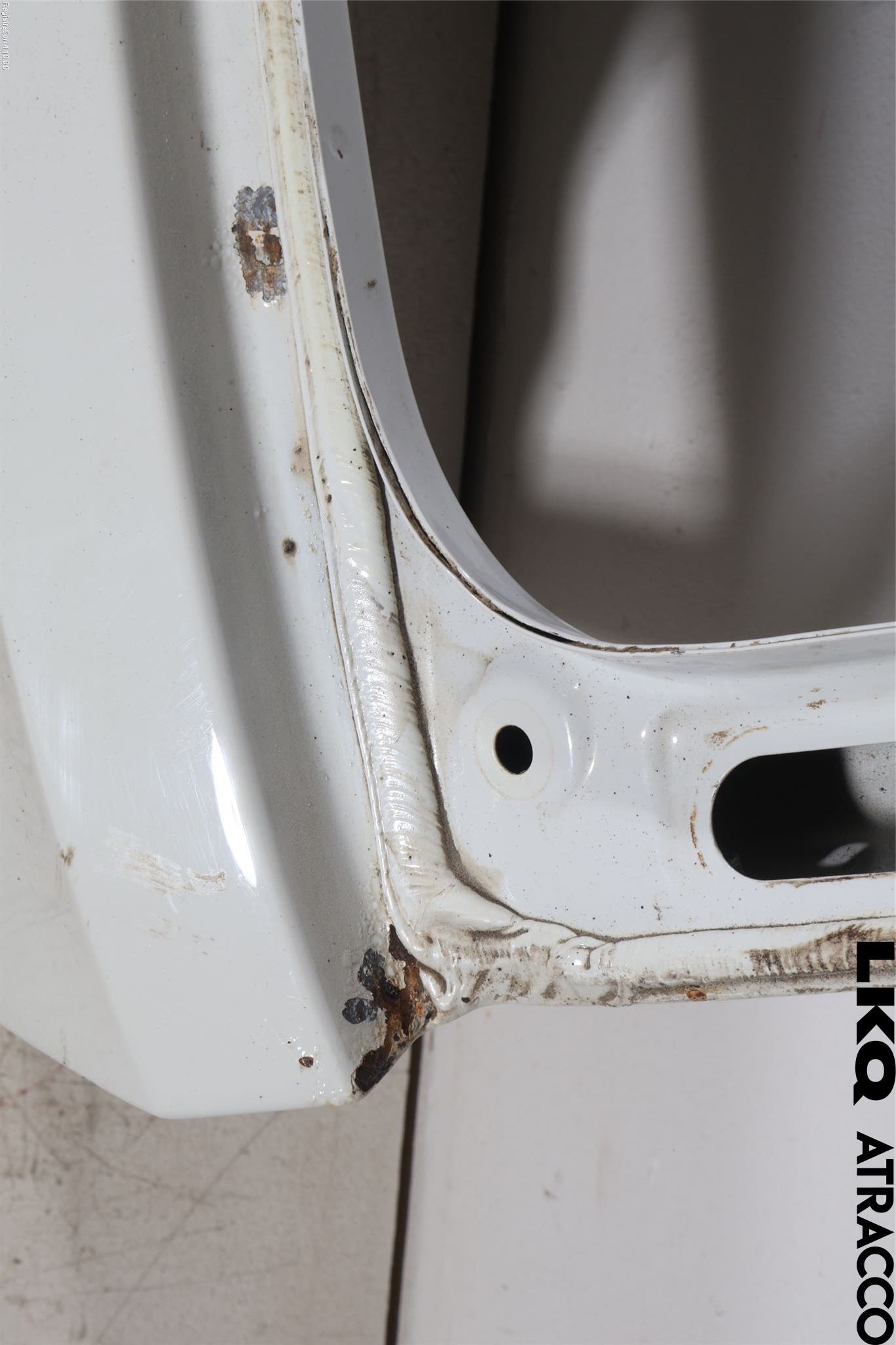 BMW 3 E90/91 SED/TOU 05-12 Baklucka Kombi