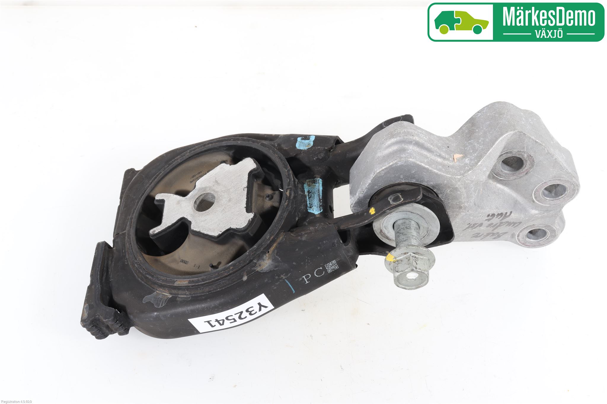 Mazda CX-30 20- Växellådsfäste