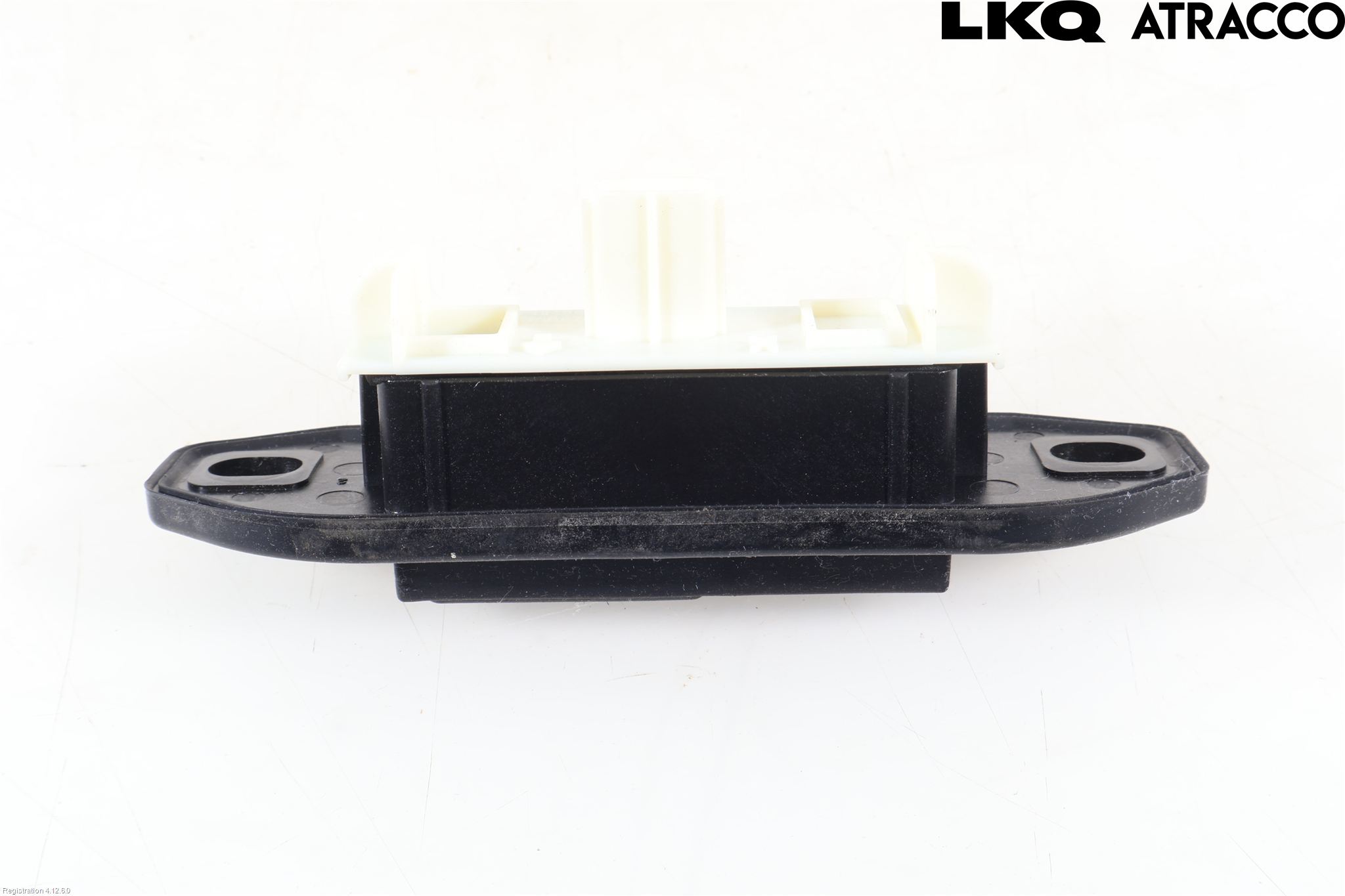 Lexus LBX 24- Bakluckeöppnare Automatisk