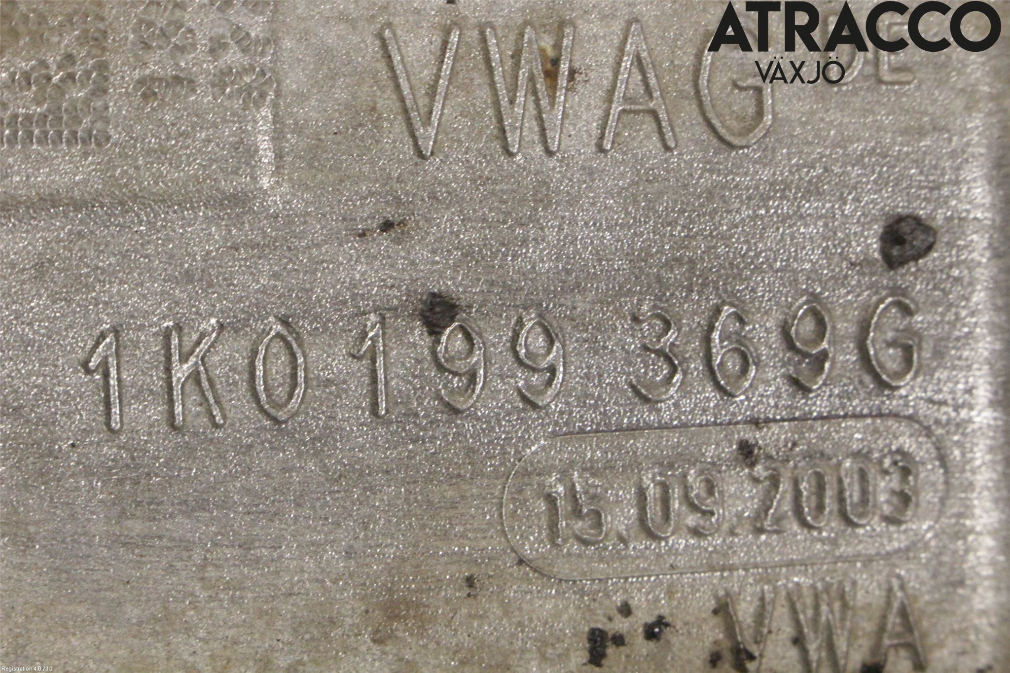 Volkswagen VW CADDY      04-10 Framvagnsbalk