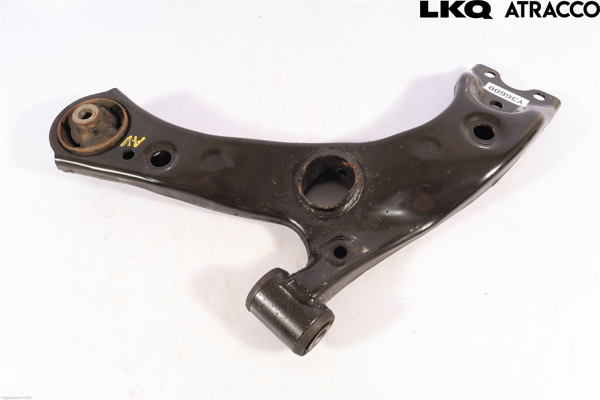 Toyota COROLLA CROSS XG10 22- Bärarm Fram Undre Vä