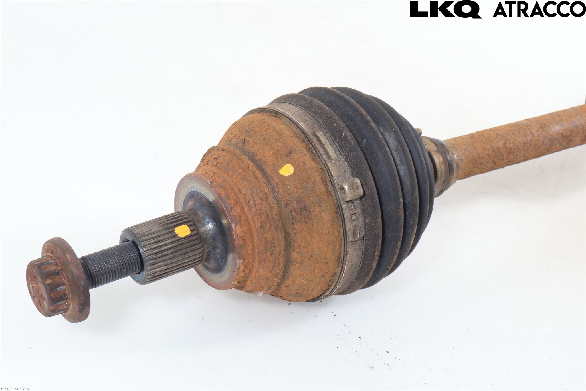 Volkswagen VW TIGUAN 16-24 Drivaxel Fram Höger