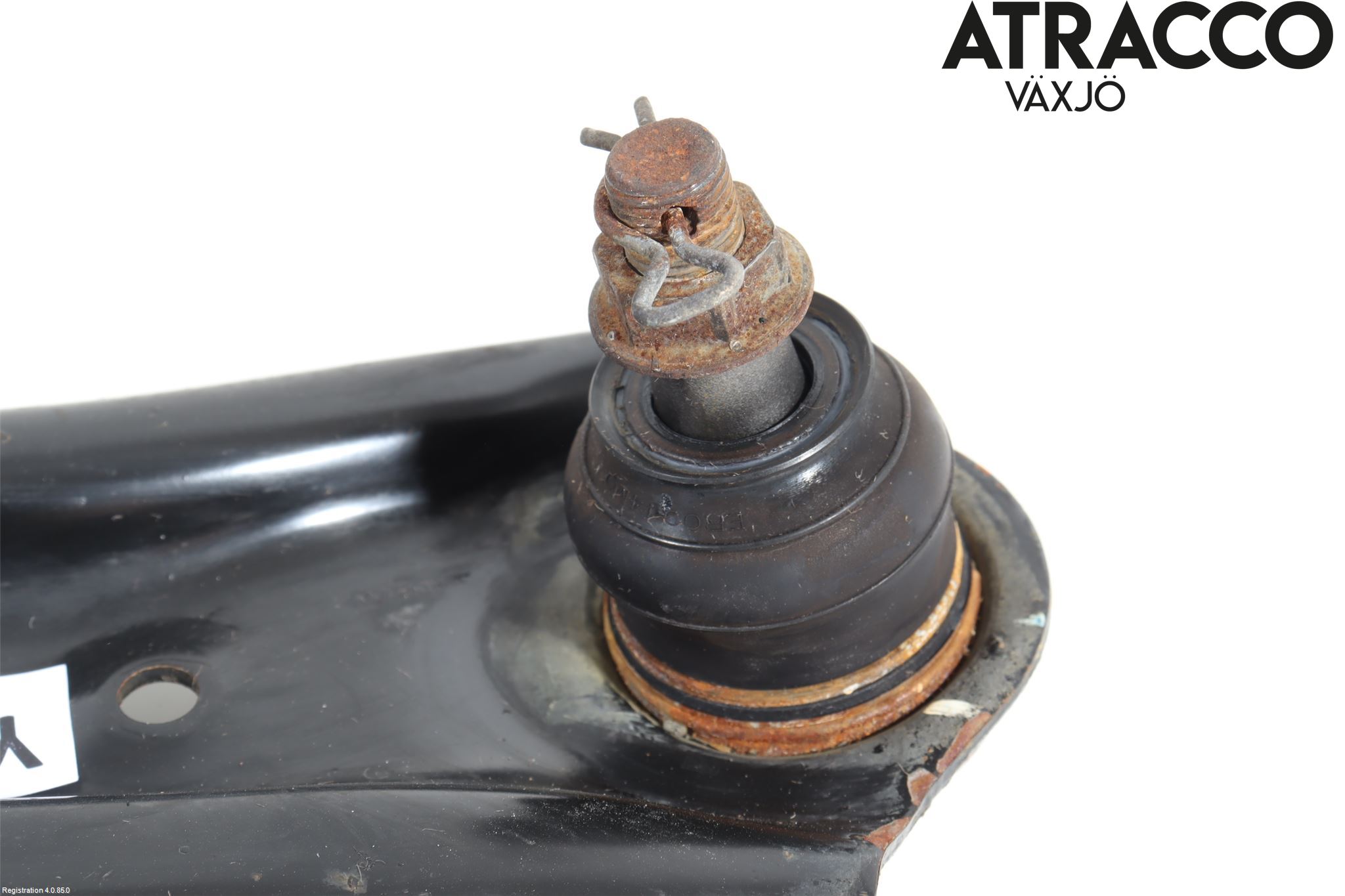 Suzuki SWIFT 17-24 Bärarm Fram Undre Vä