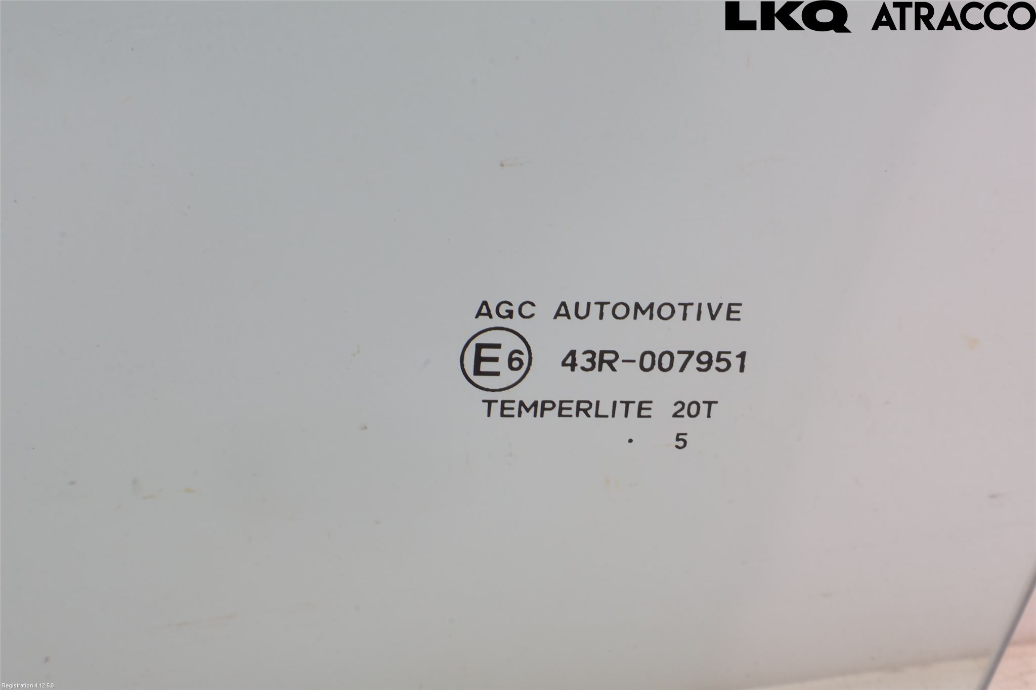 Toyota YARIS XP21 20- Dörruta Fram Vänster