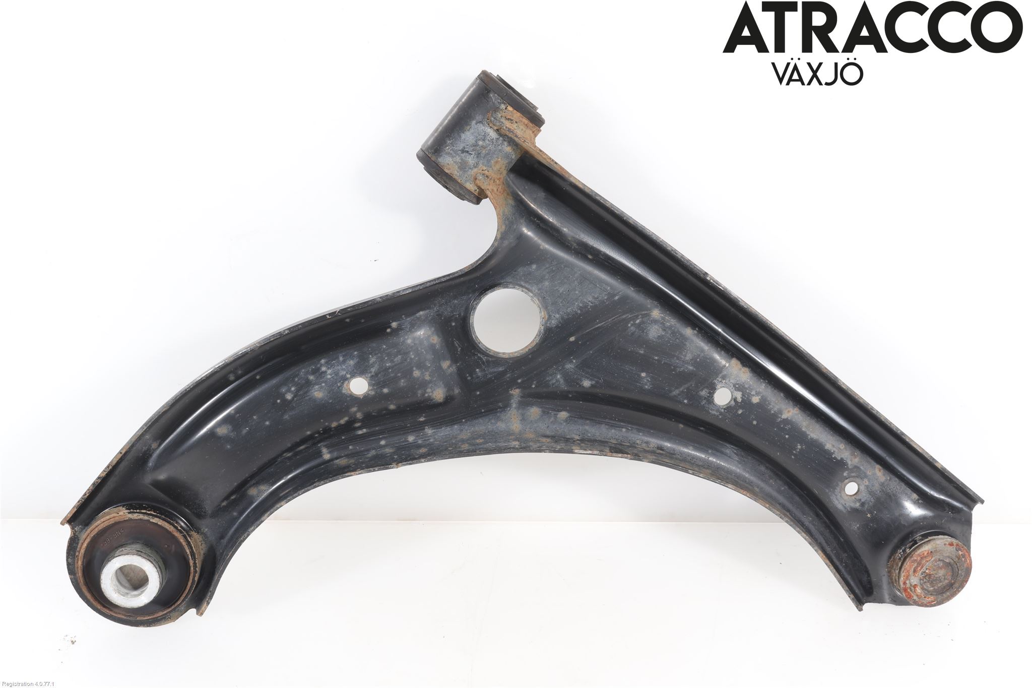 Suzuki SWIFT 17-24 Bärarm Fram Undre Vä