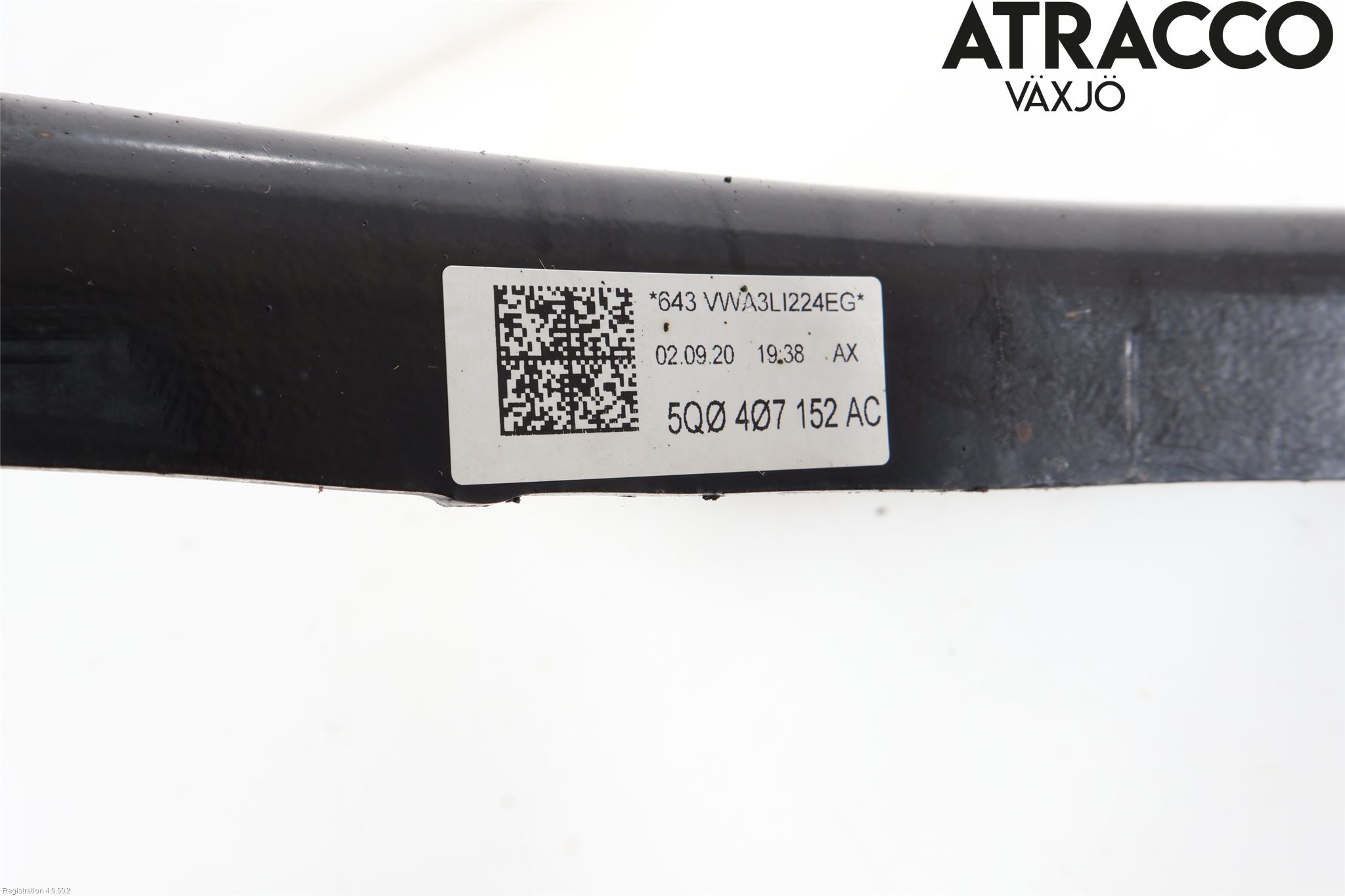 Audi A3/S3 8Y 21- Bärarm Fram Undre Hö