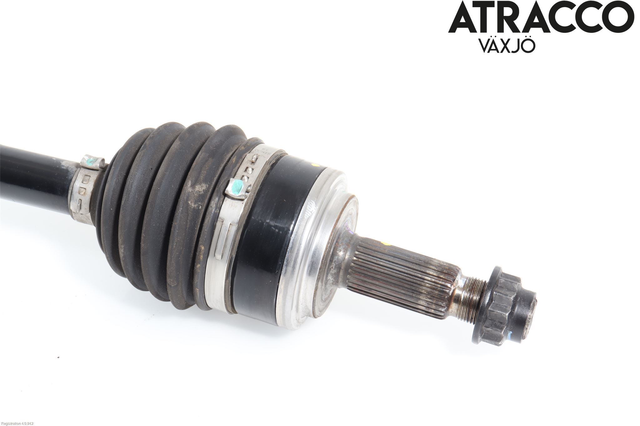 Toyota C-HR 16-23 Drivaxel Fram Höger