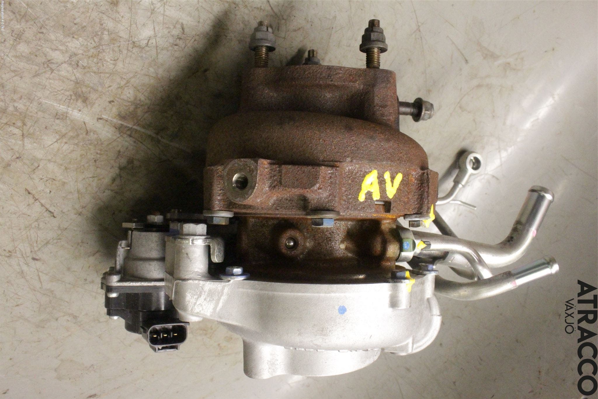 Toyota VERSO 09-18 Turboaggregat