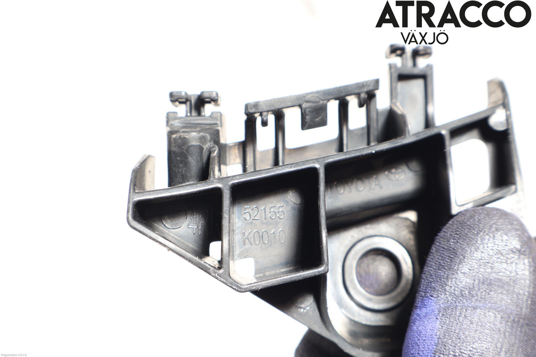 Mazda 2 KB Hybrid 22- Stötfångarfäste Bak Hö