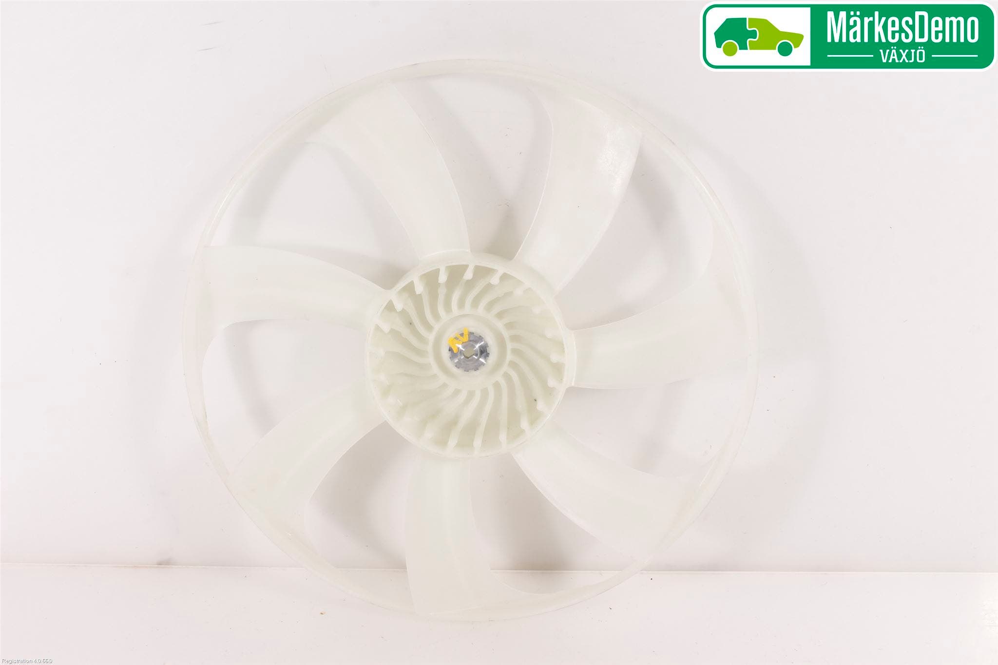 Toyota YARIS XP130 15-20 Kylfläkt-Vinge