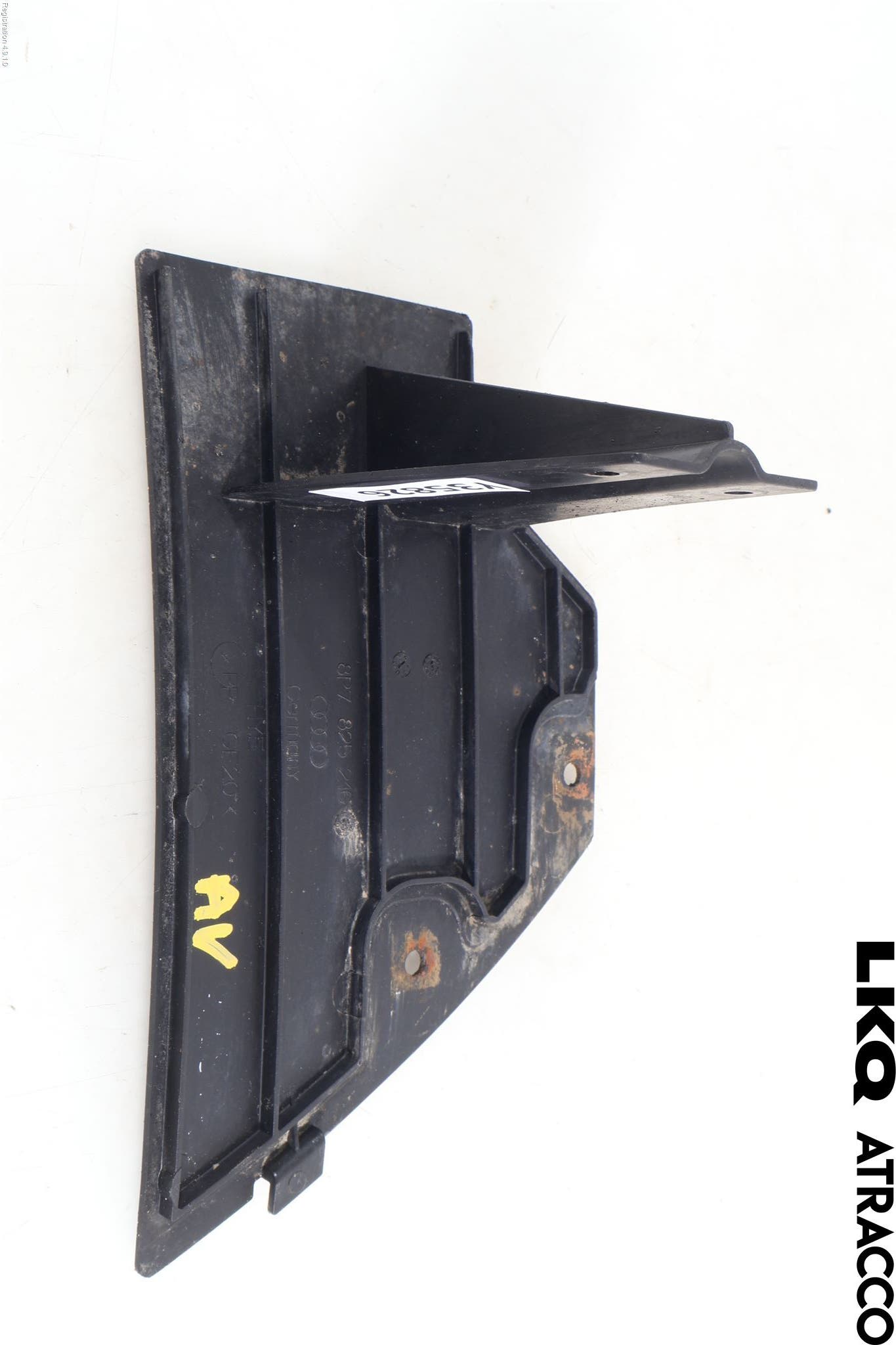 Audi A3/S3 05-13 Hasplåt Plåt-Plast